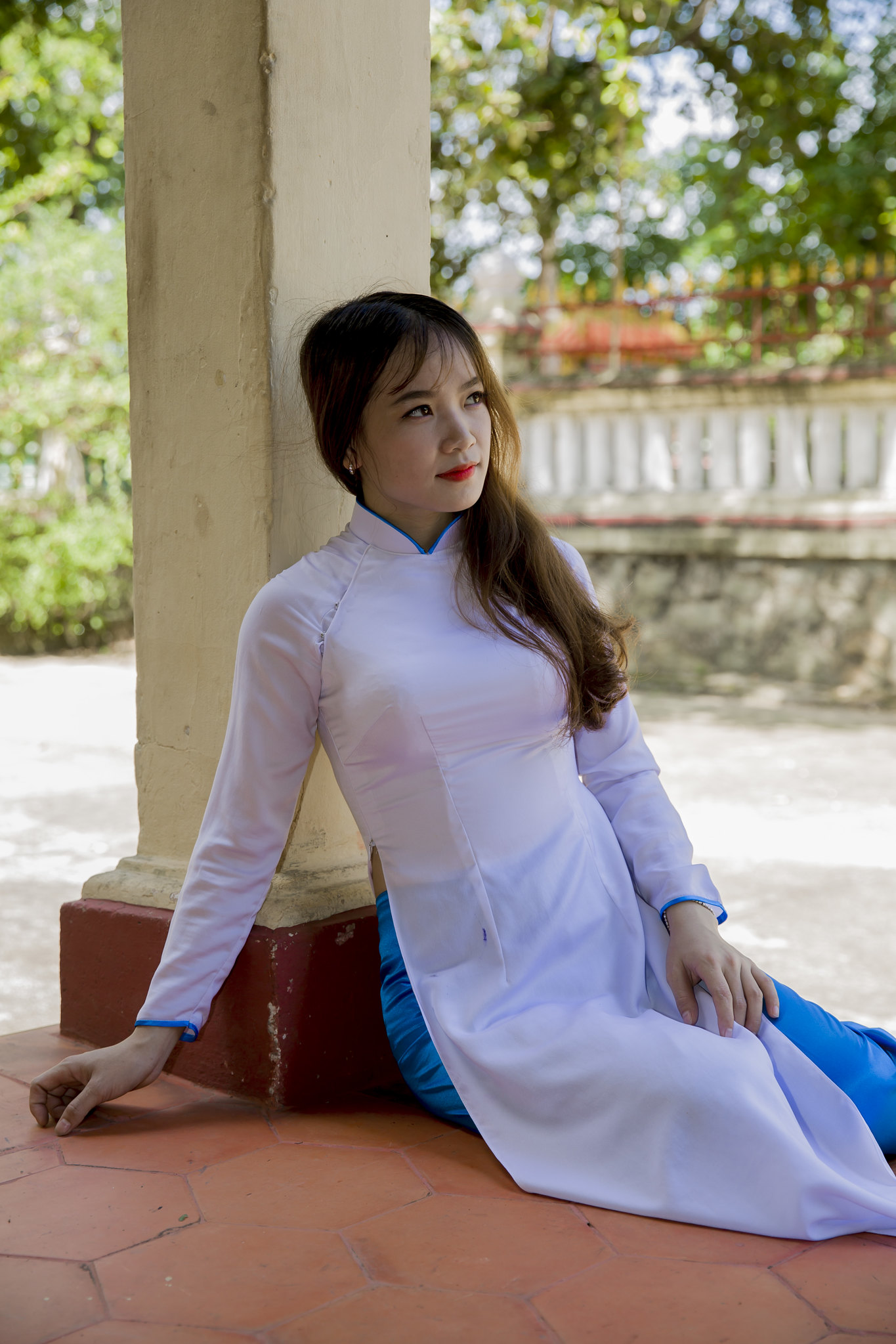 Áo dài trắng rạng rỡ [AP2JNW]