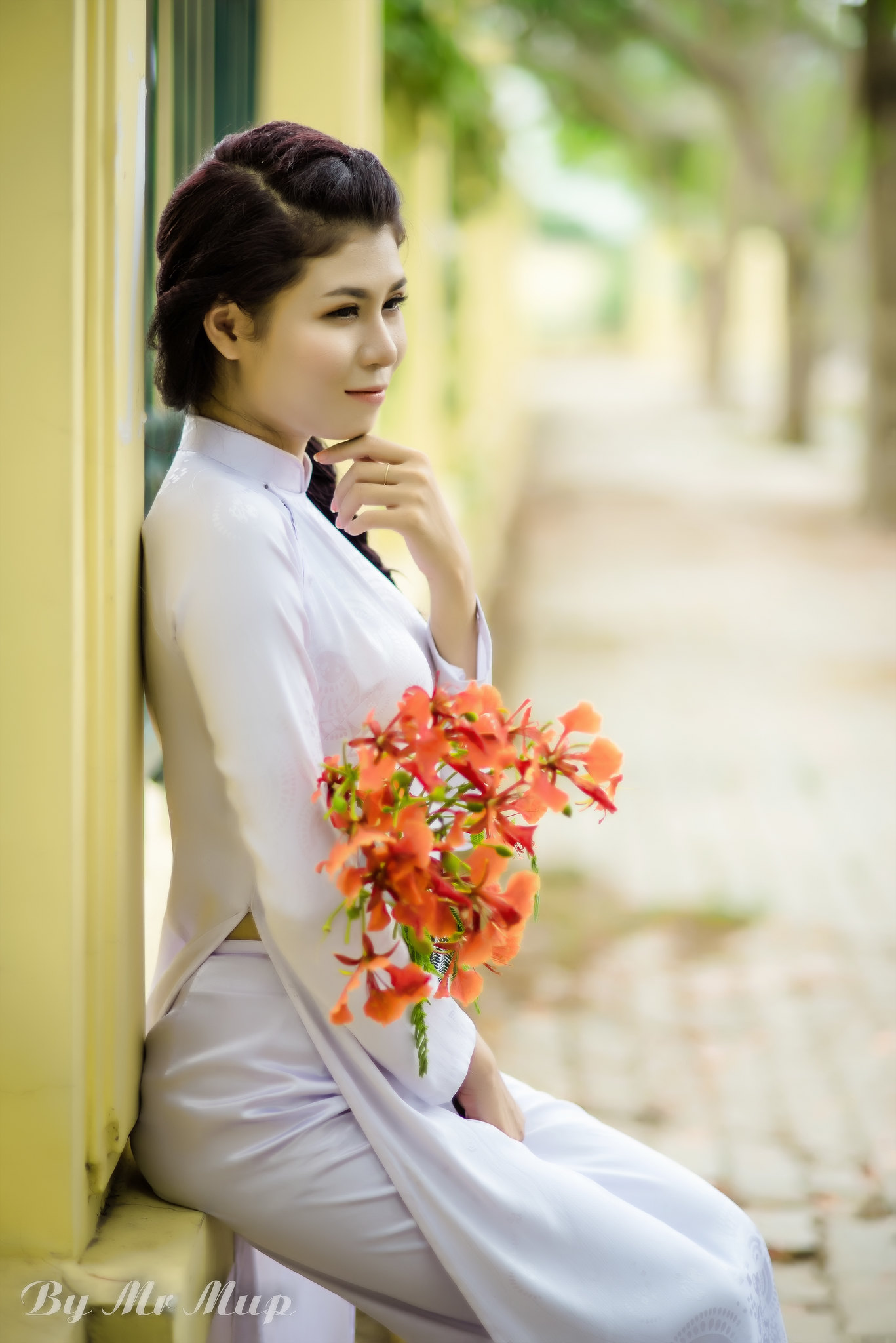 Thanh thoát áo dài trắng hoa [RS7VDW]