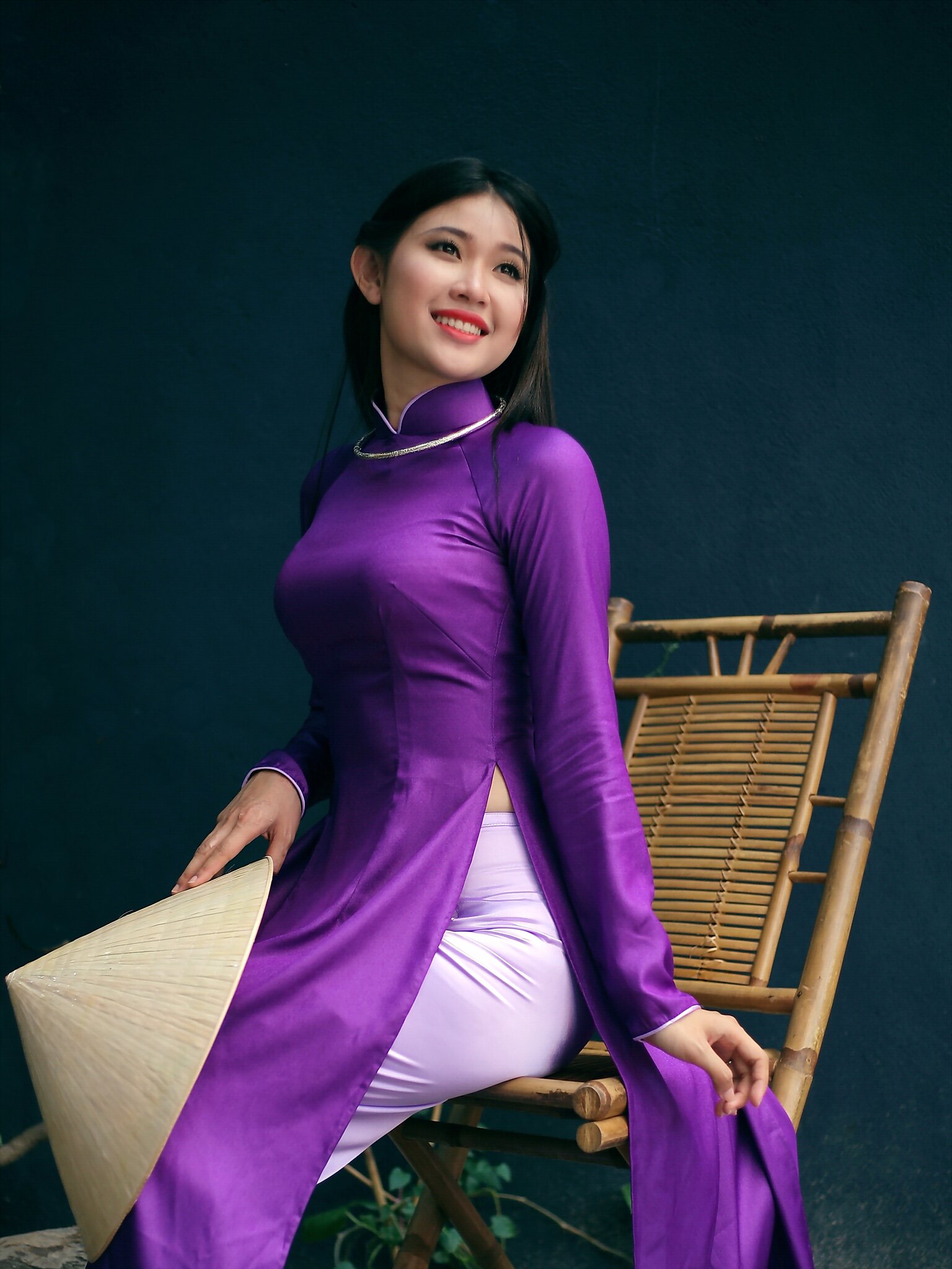 Nữ tính áo dài tím nón lá [AE35U6]