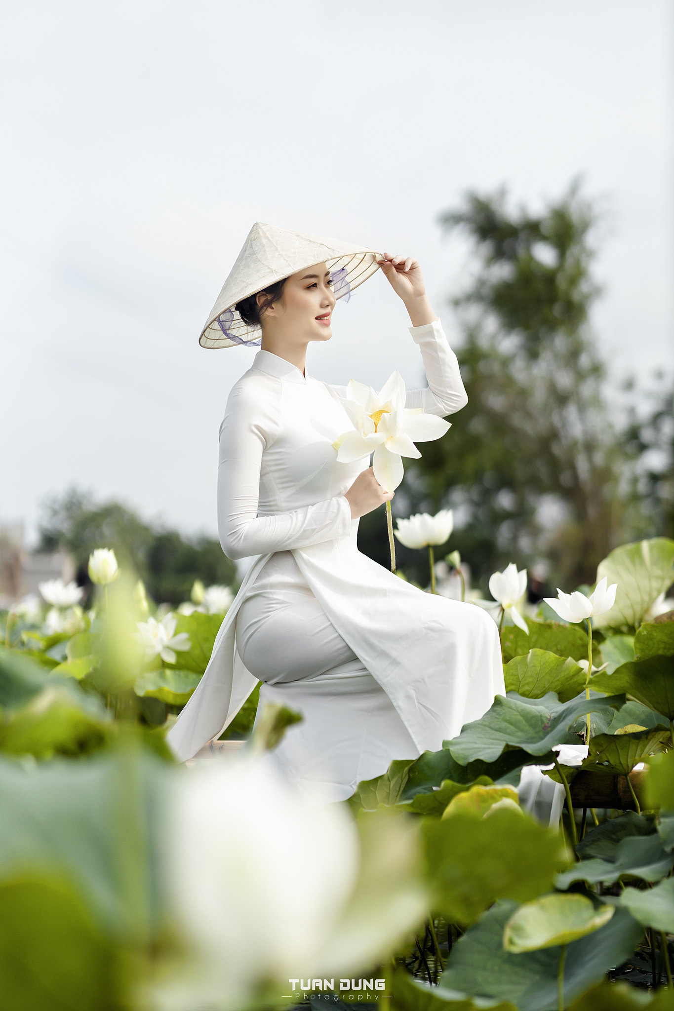Áo dài trắng thướt tha [DSYX00]