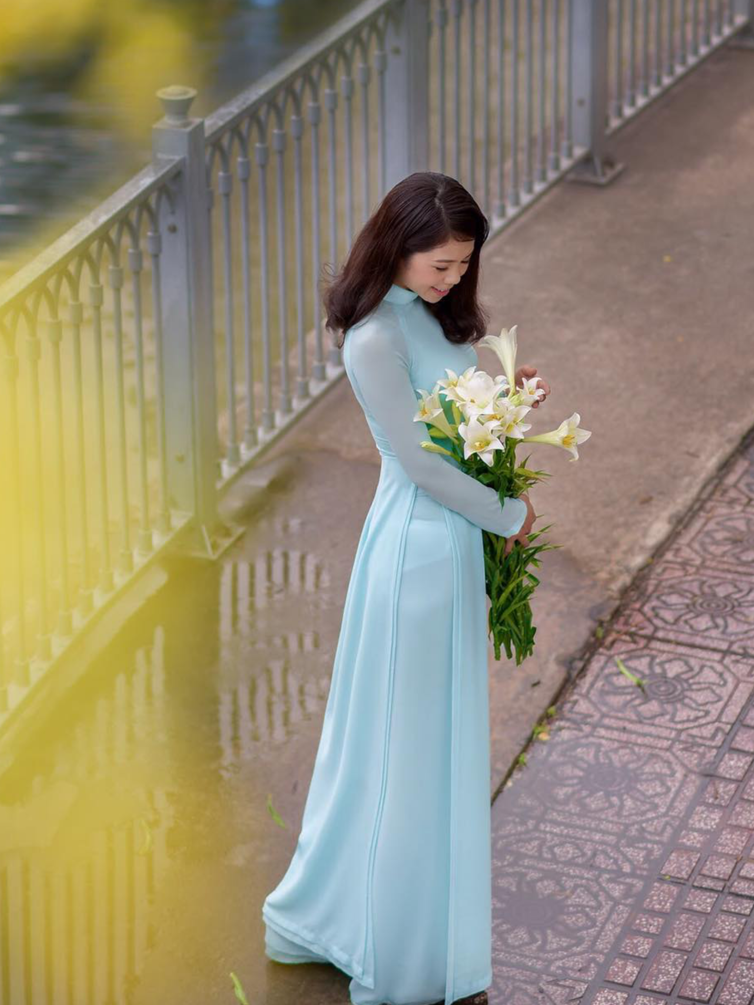 Áo dài xanh hoa cuốn hút [NJT8MO]