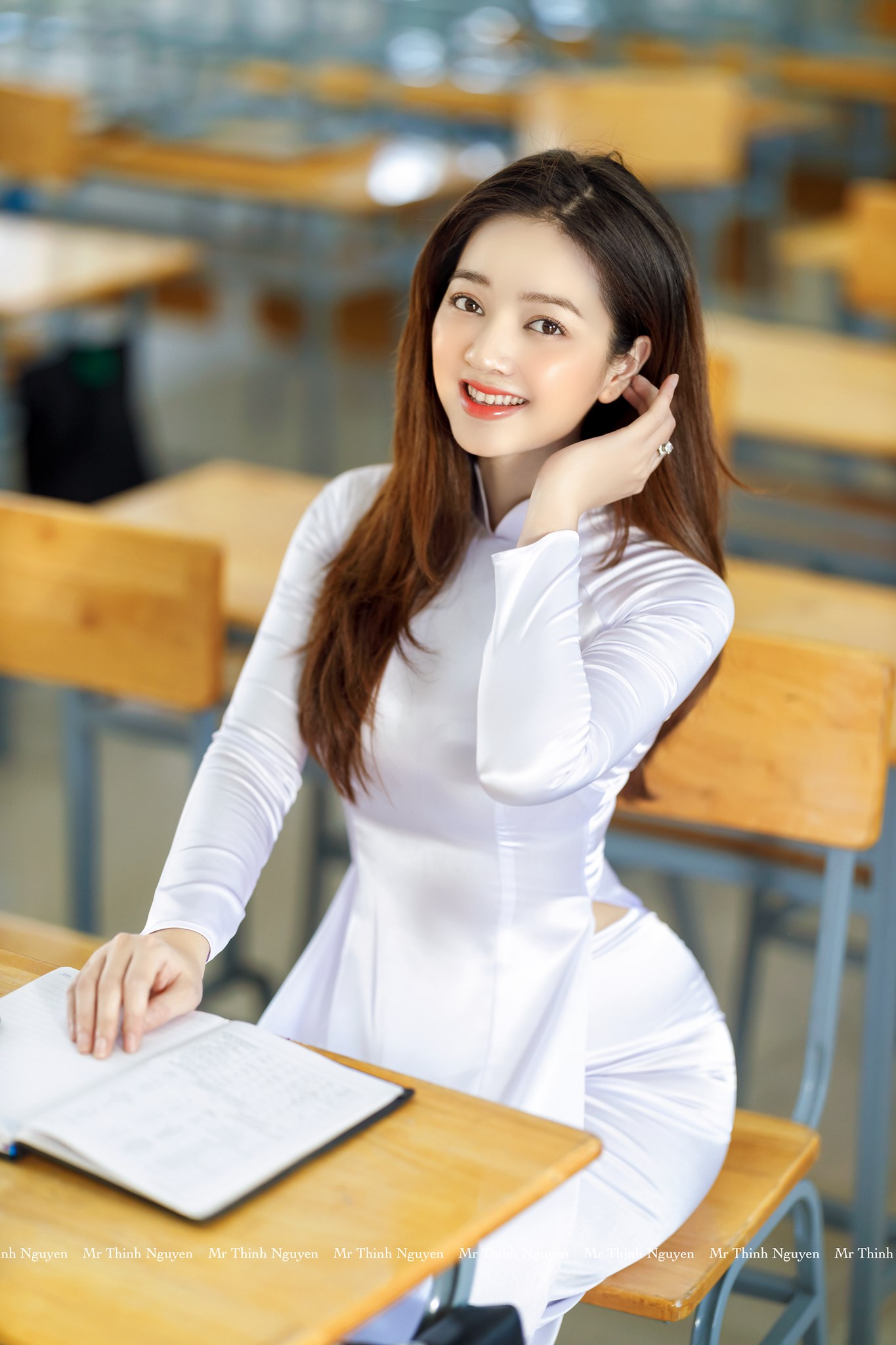 Áo dài trắng bộ sưu tập lớp học trang nhã [NKF4MC]