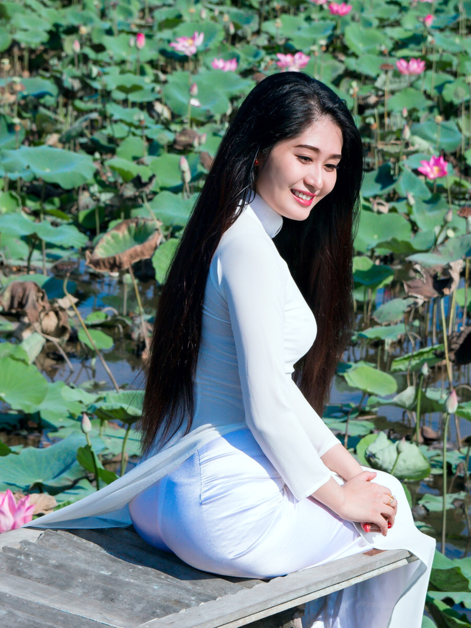 Áo dài trắng album góc ngang duyên thầm [6V5O5P]