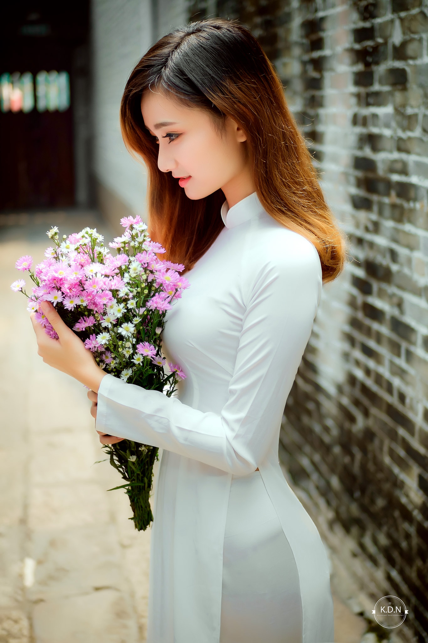 Mộc mạc áo dài trắng hoa [VXFZKK]