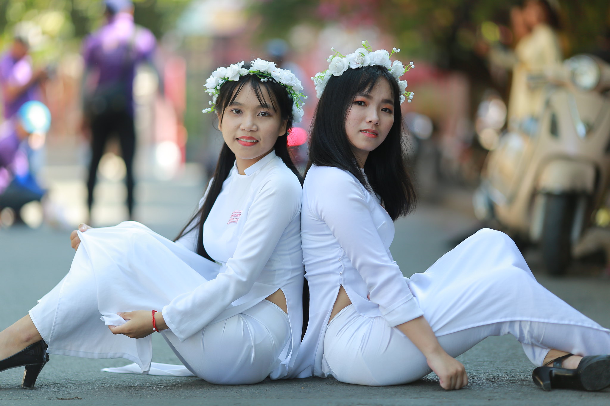 Áo dài trắng kỷ yếu quý phái [MZ4QUX]