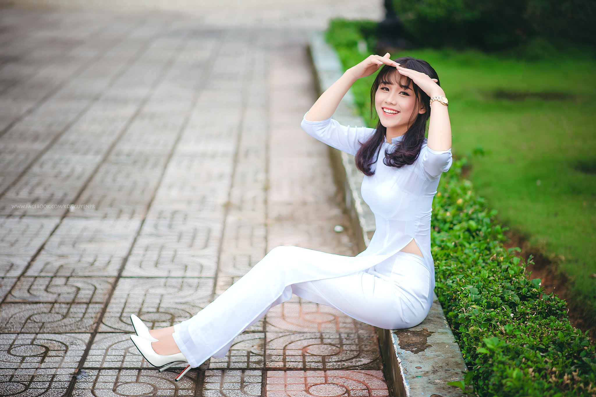Áo dài trắng truyền thống nữ sinh [QBOGGT]