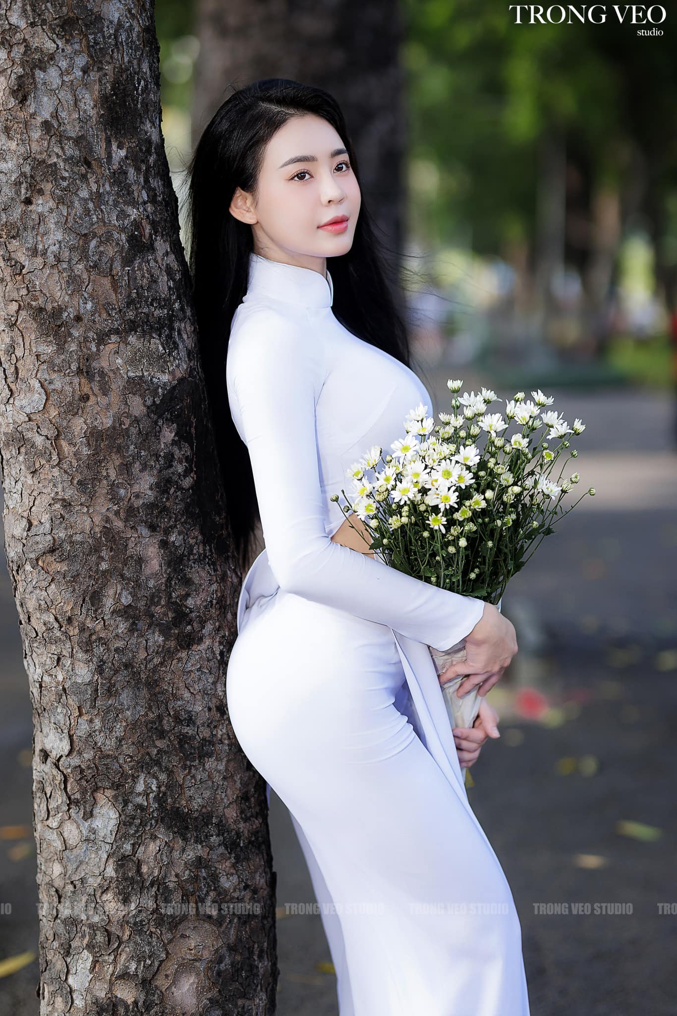 Áo dài trắng truyền thống hoa [LZJJPL]