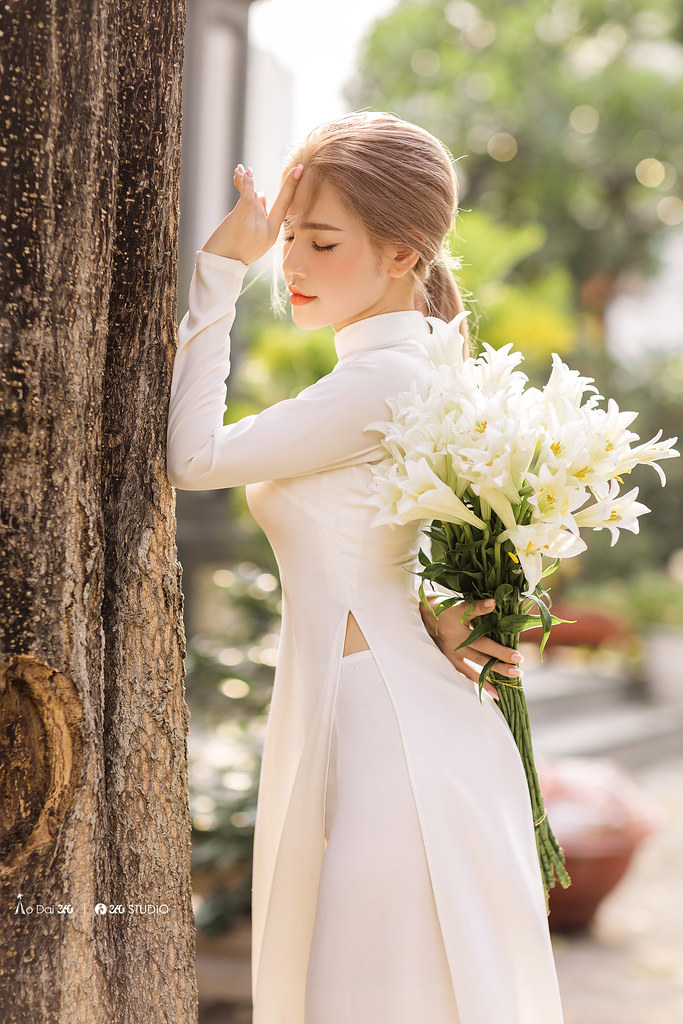 Áo dài trắng nét đẹp áo dài đằm thắm [RJX8HD]