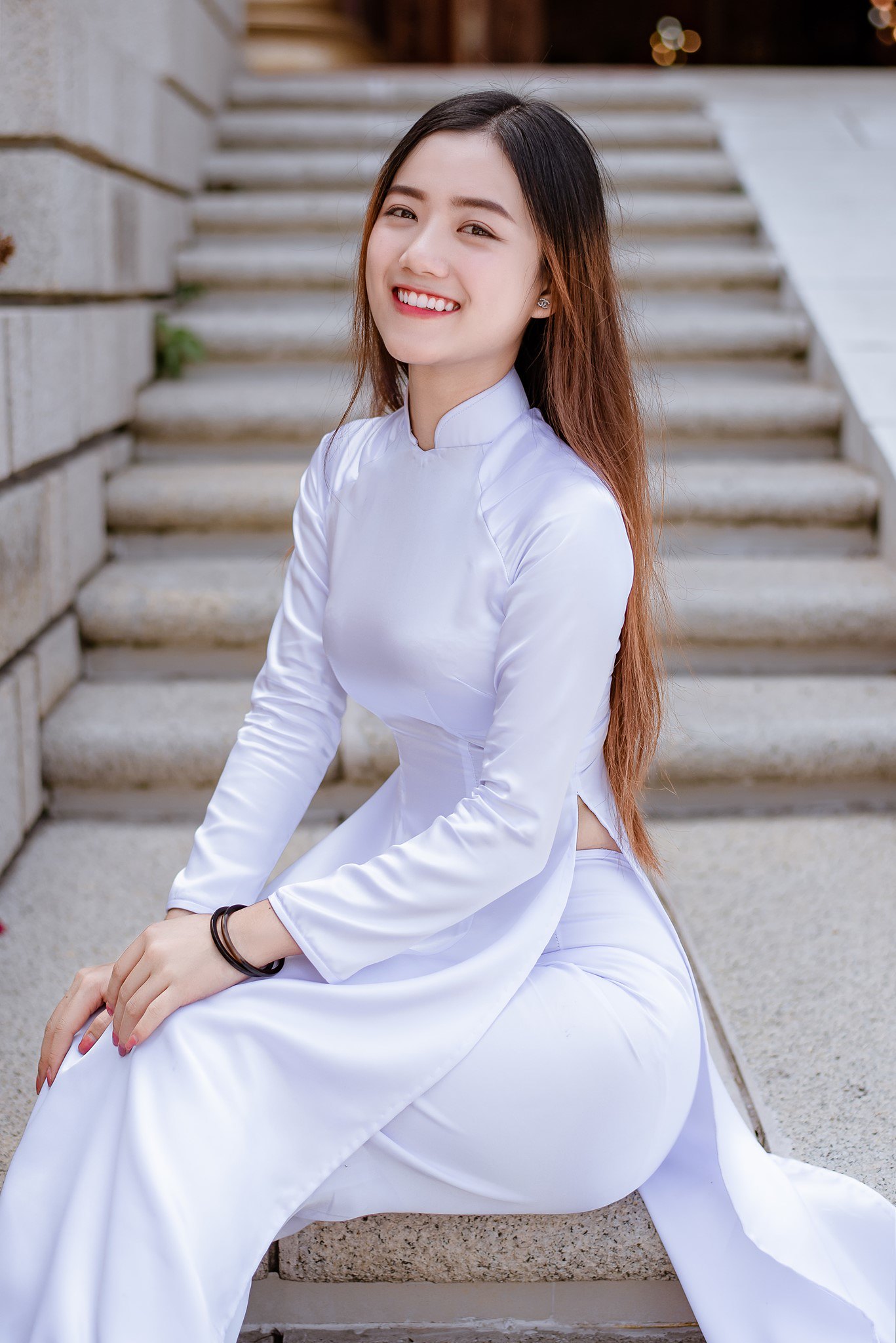 Áo dài trắng ấn tượng [KRVV60]