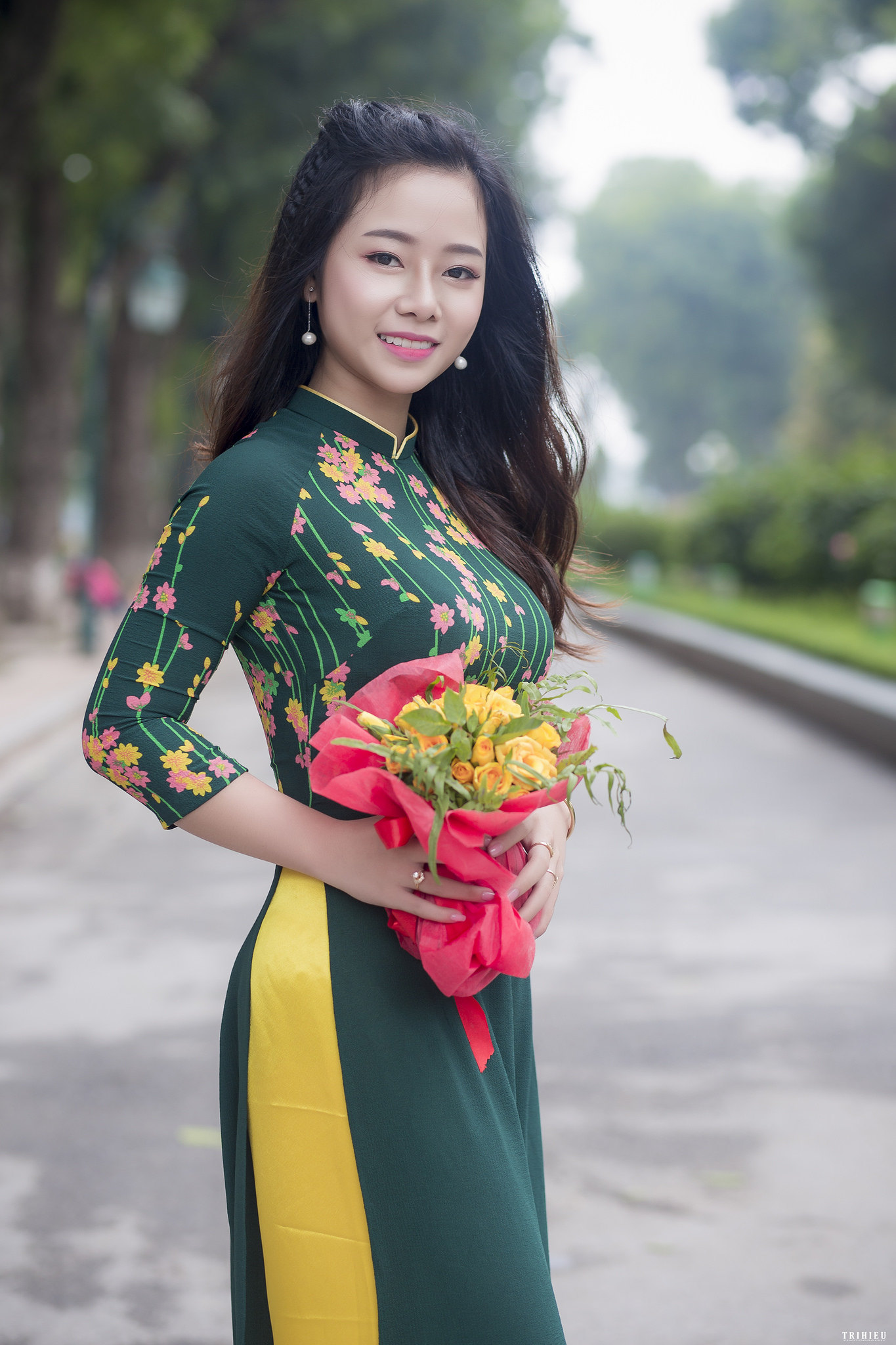 Thanh nhã áo dài họa tiết hoa [HRDOO3]