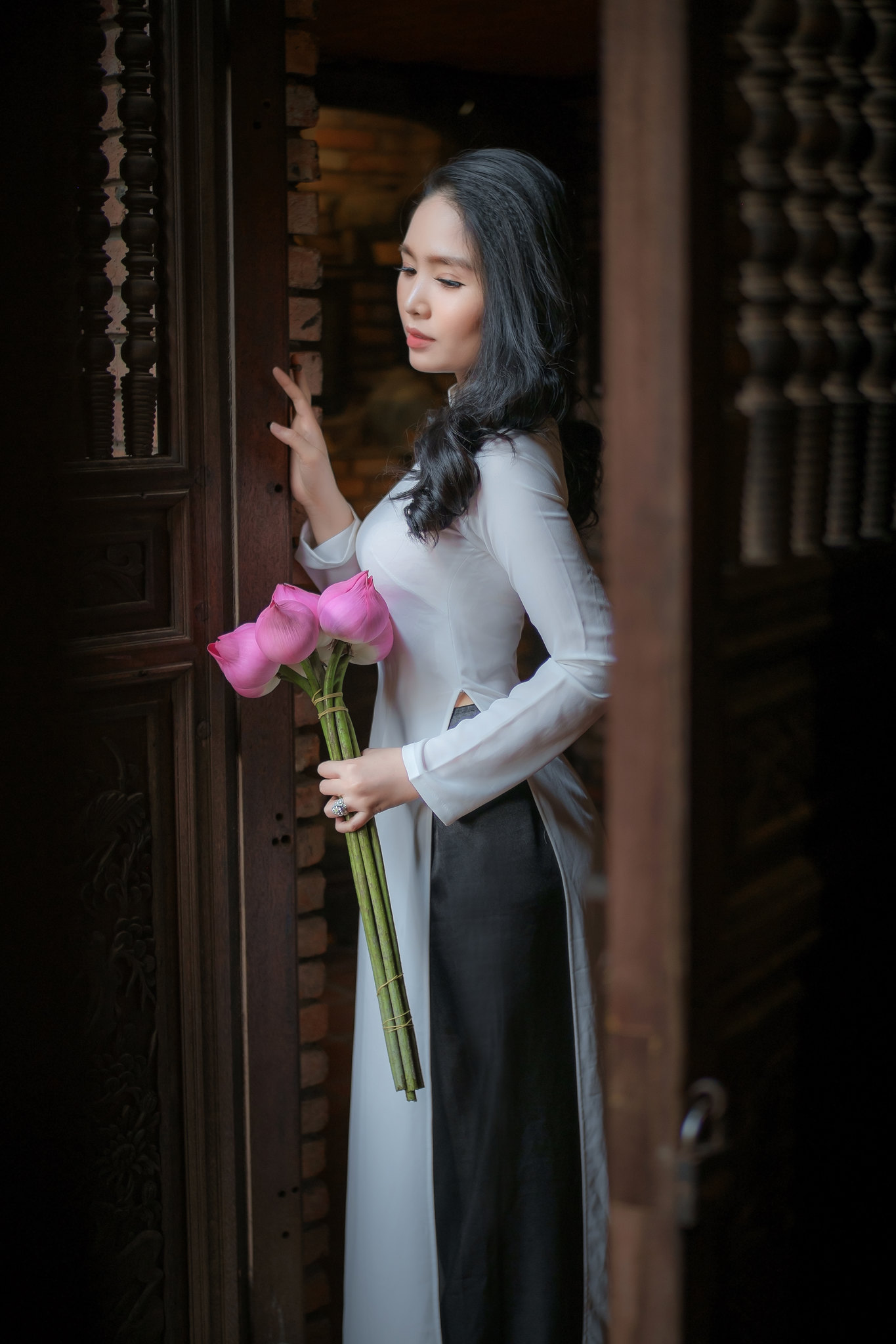 Áo dài trắng bộ sưu tập dịu dàng [4DFEH5]