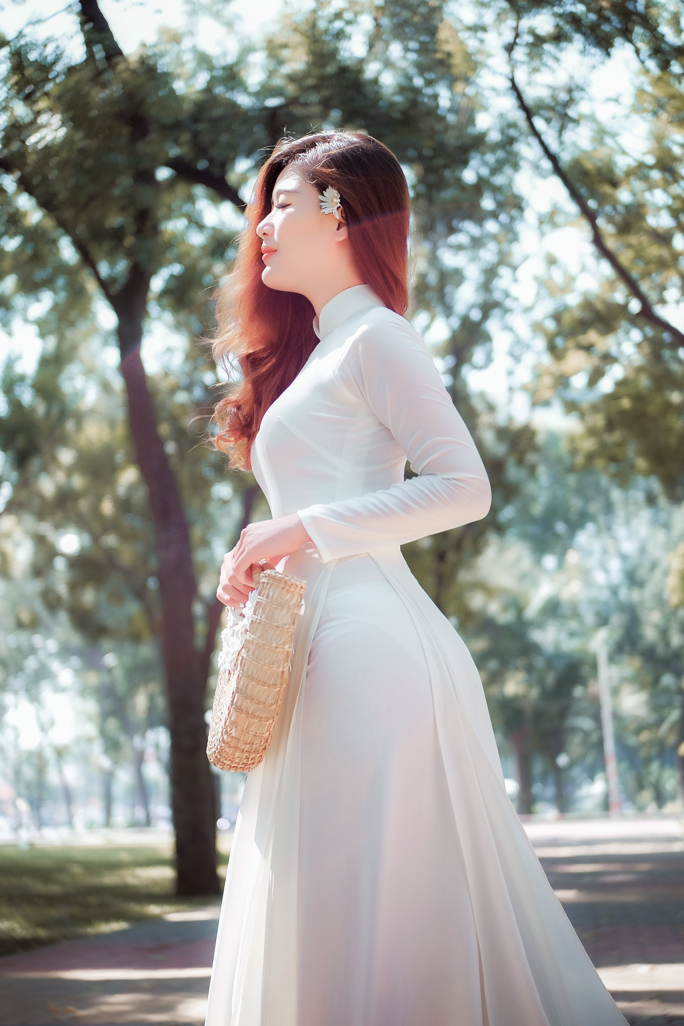 Thuần Việt áo dài trắng [8LCAL7]