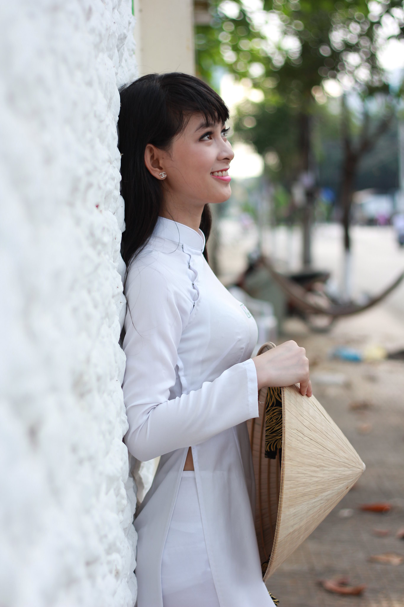 Nữ nhân áo dài trắng e ấp áo dài trắng [LXGMNQ]