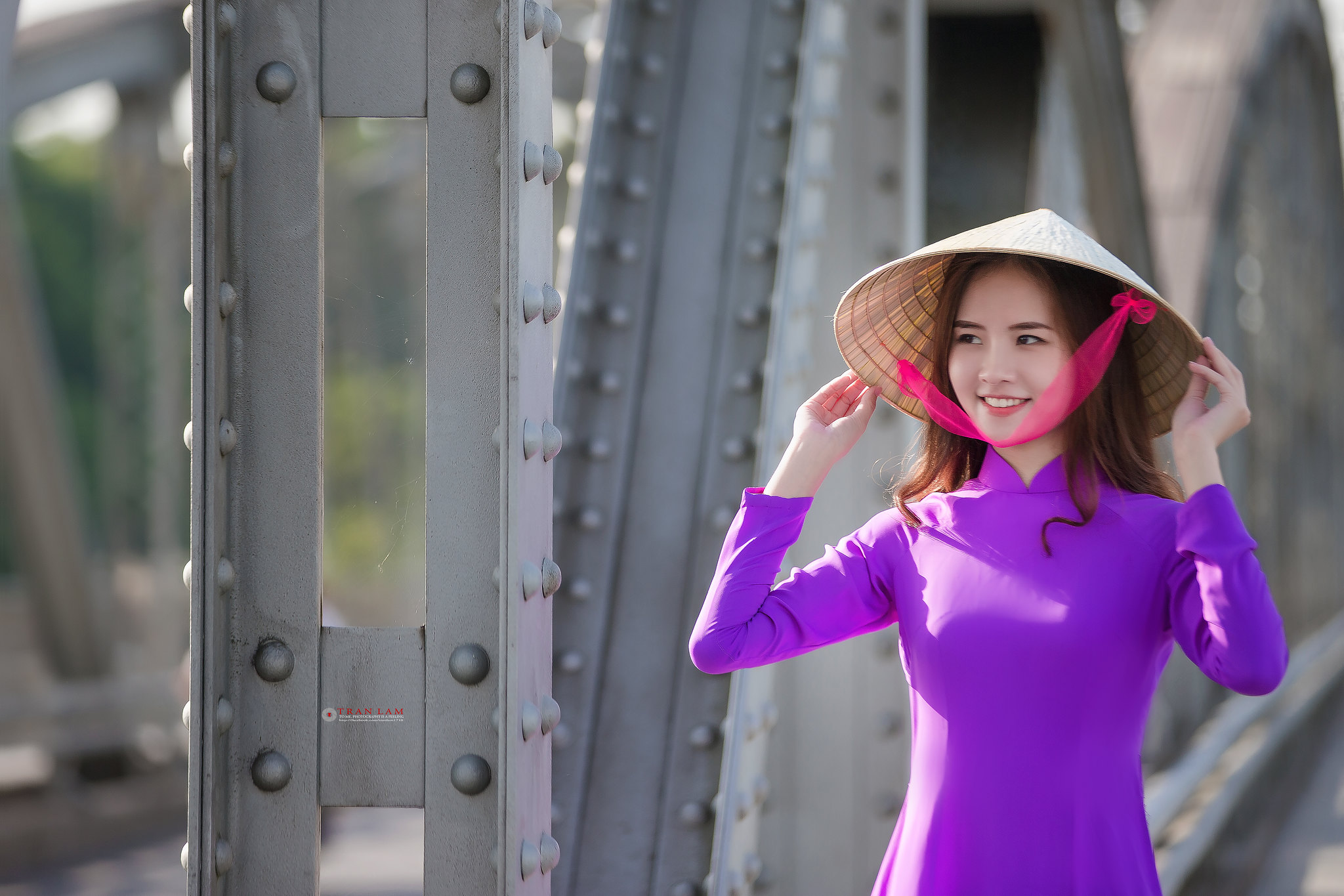 Hiện đại áo dài trắng nón lá [NYKOQ7]