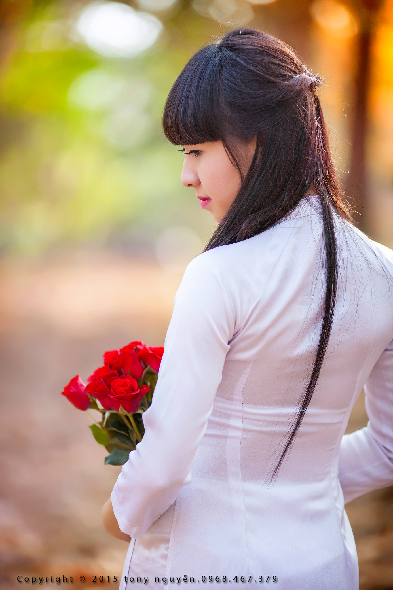 Quý phái áo dài trắng hoa [EA7KSH]