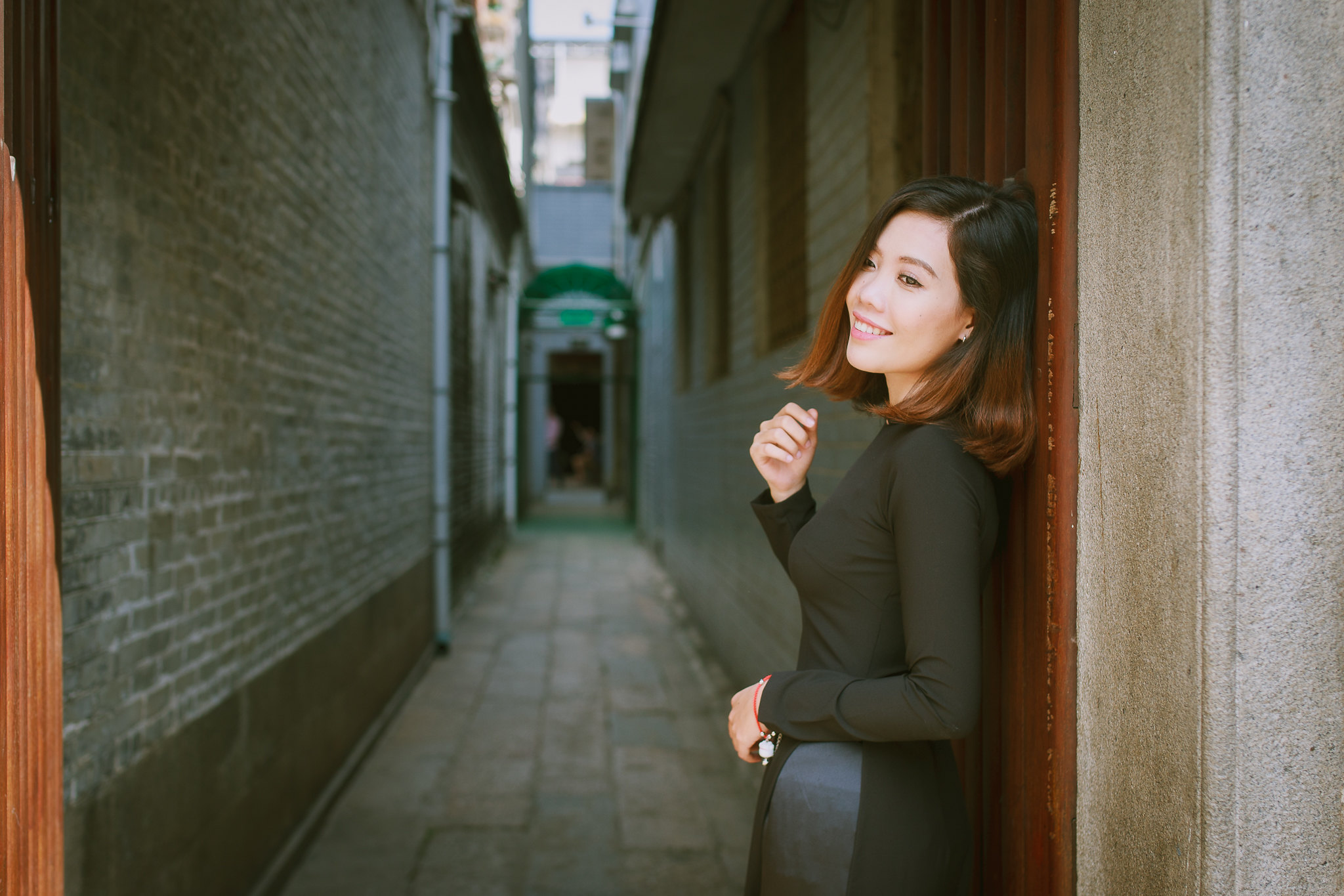 Hút hồn áo dài đen [S0SJUX]