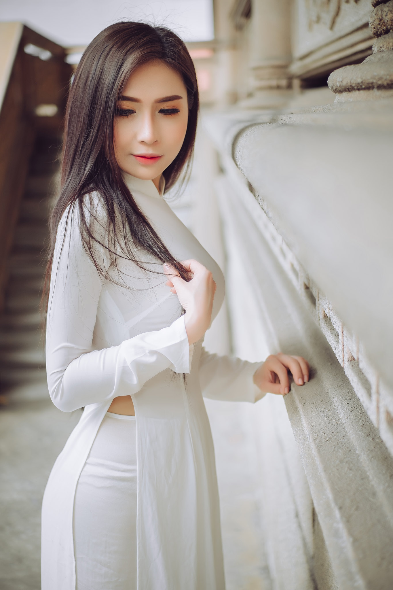 Áo dài trắng e ấp [URDLFO]