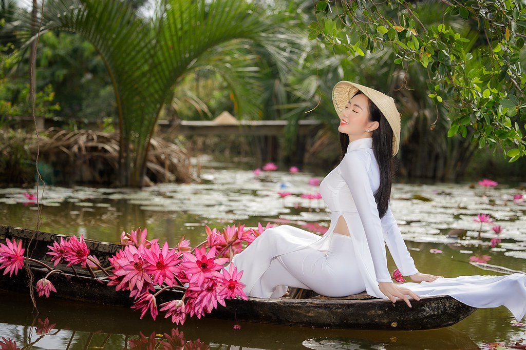 Thướt tha áo dài trắng áo dài trắng [JCYAOM]