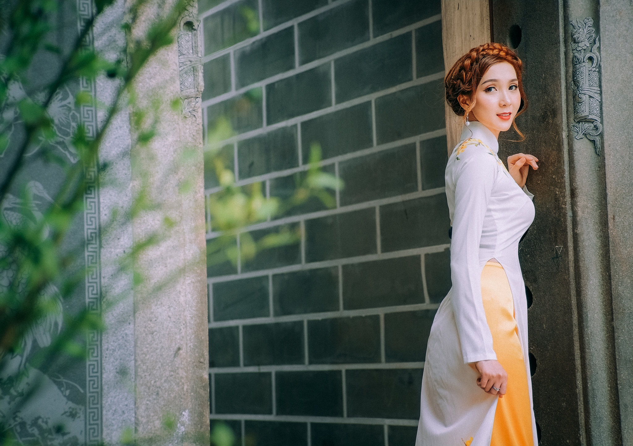 Áo dài trắng tà áo dài cổ kính duyên dáng [3JVVC0]
