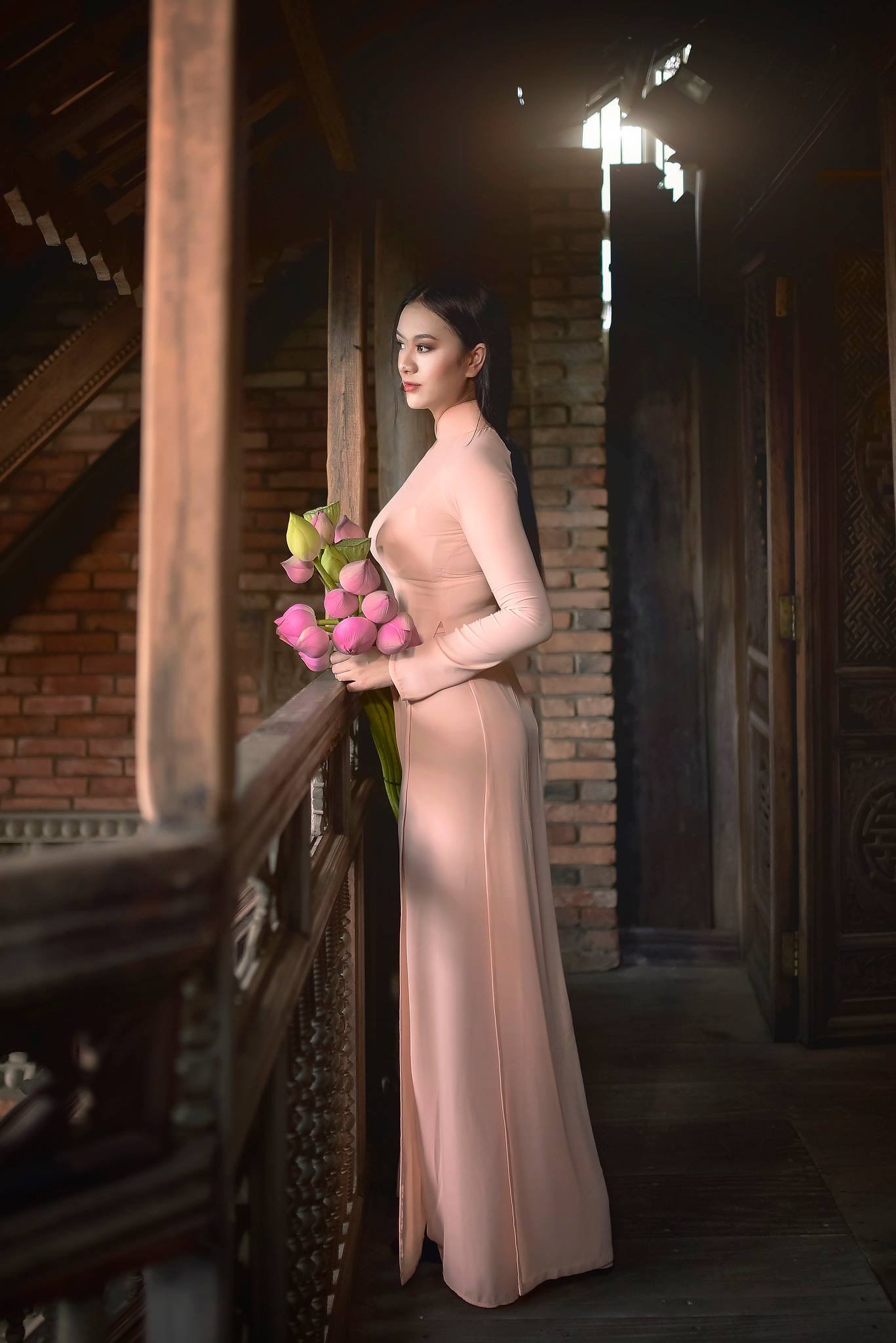 Thuần Việt áo dài trắng cổ kính [Z82NTS]