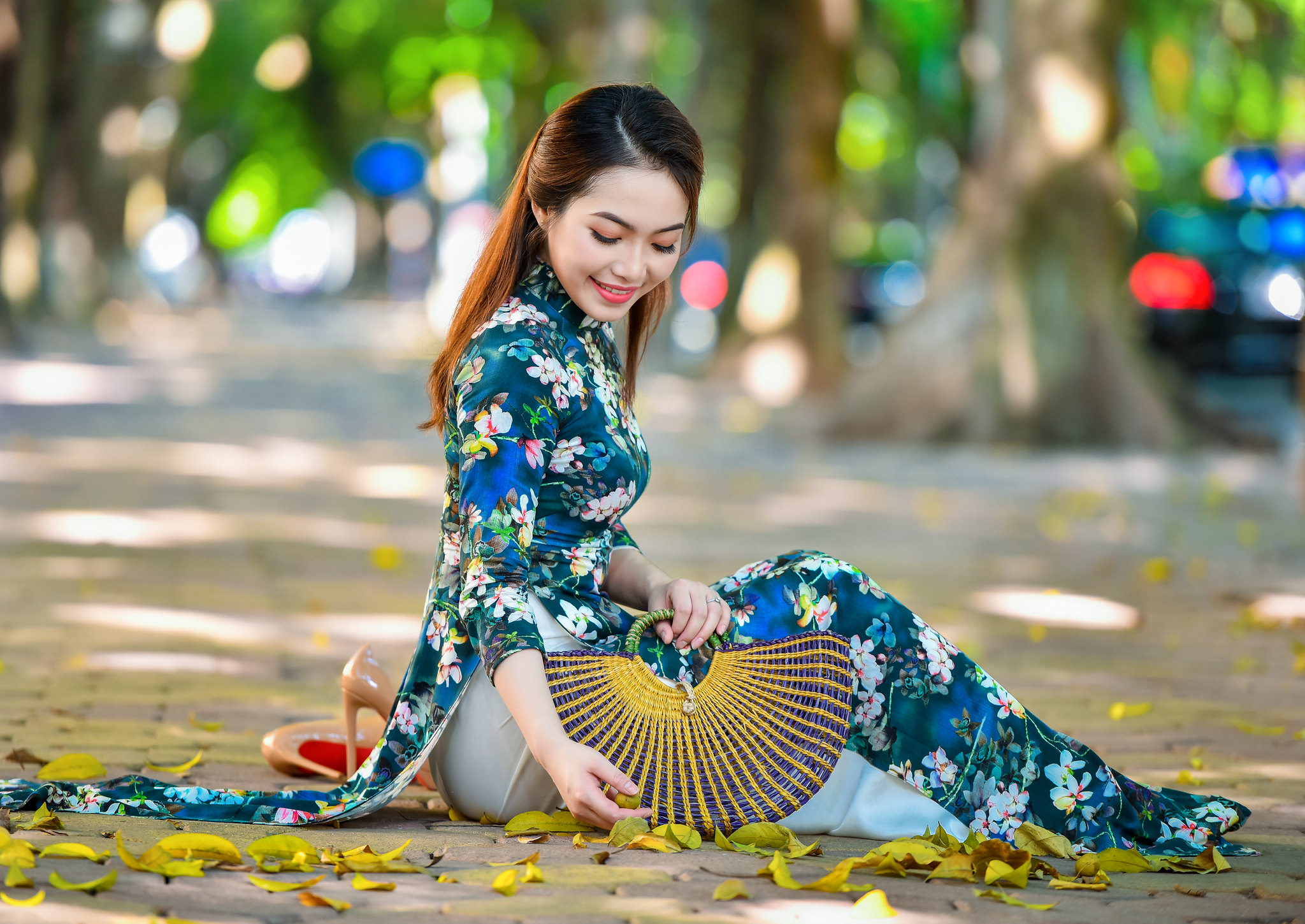 Áo dài họa tiết ảnh áo dài họa tiết nữ tính [PHDAVV]