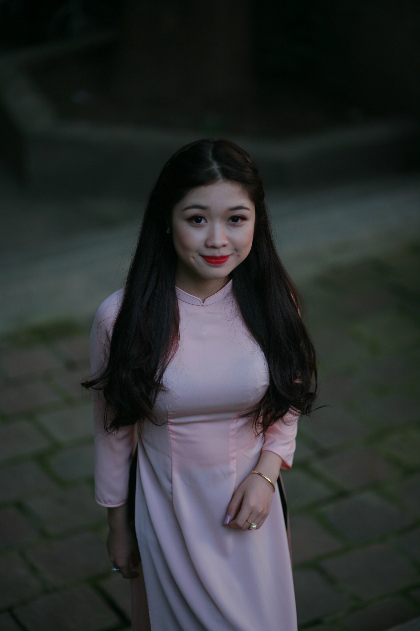 Áo dài trắng cuốn hút áo dài trắng [UU3SAL]