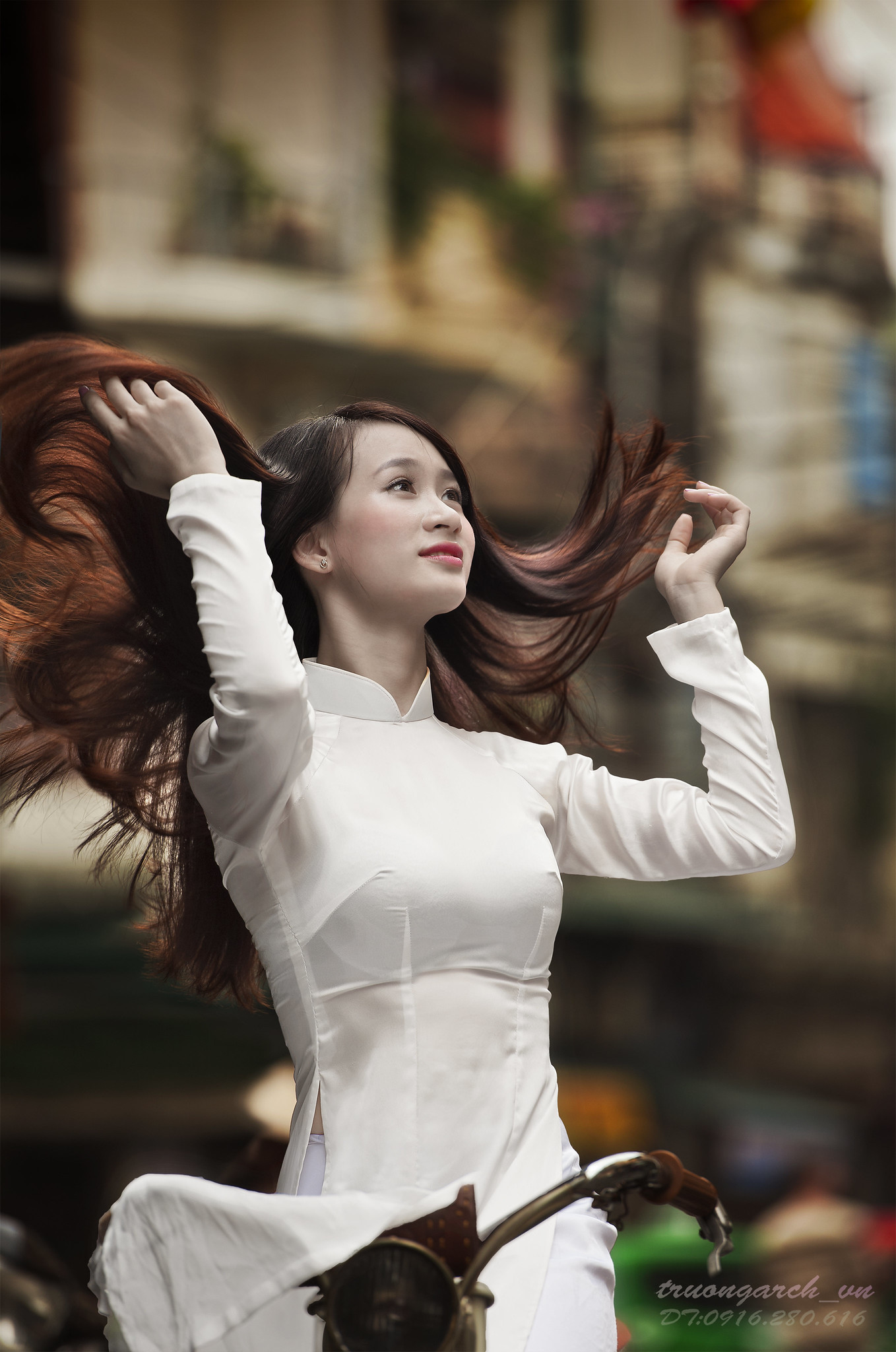 Bộ sưu tập áo dài trắng hài hòa áo dài trắng [WBNKLU]