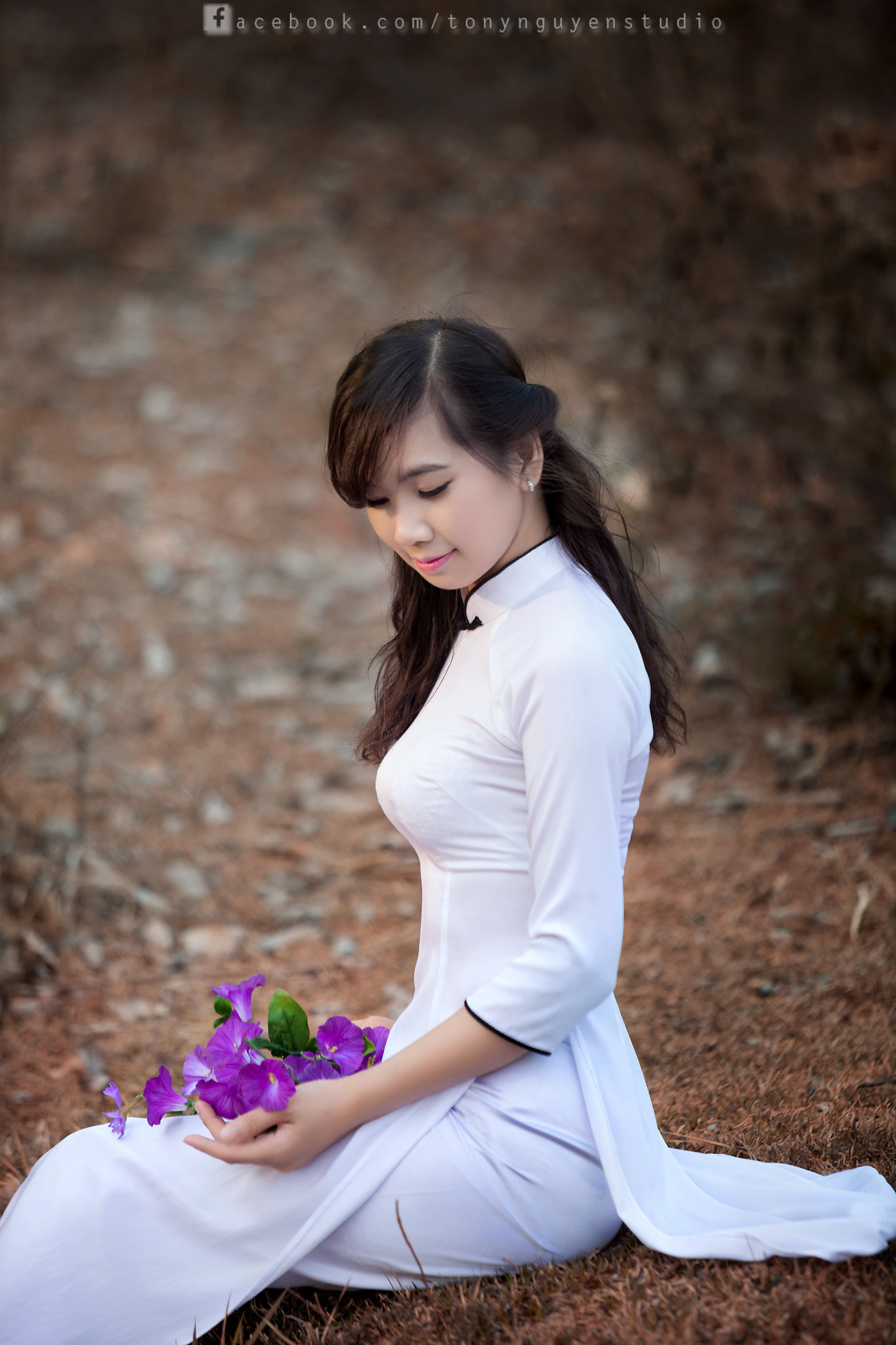 Áo dài trắng hoa nữ tính [ZQMZIE]