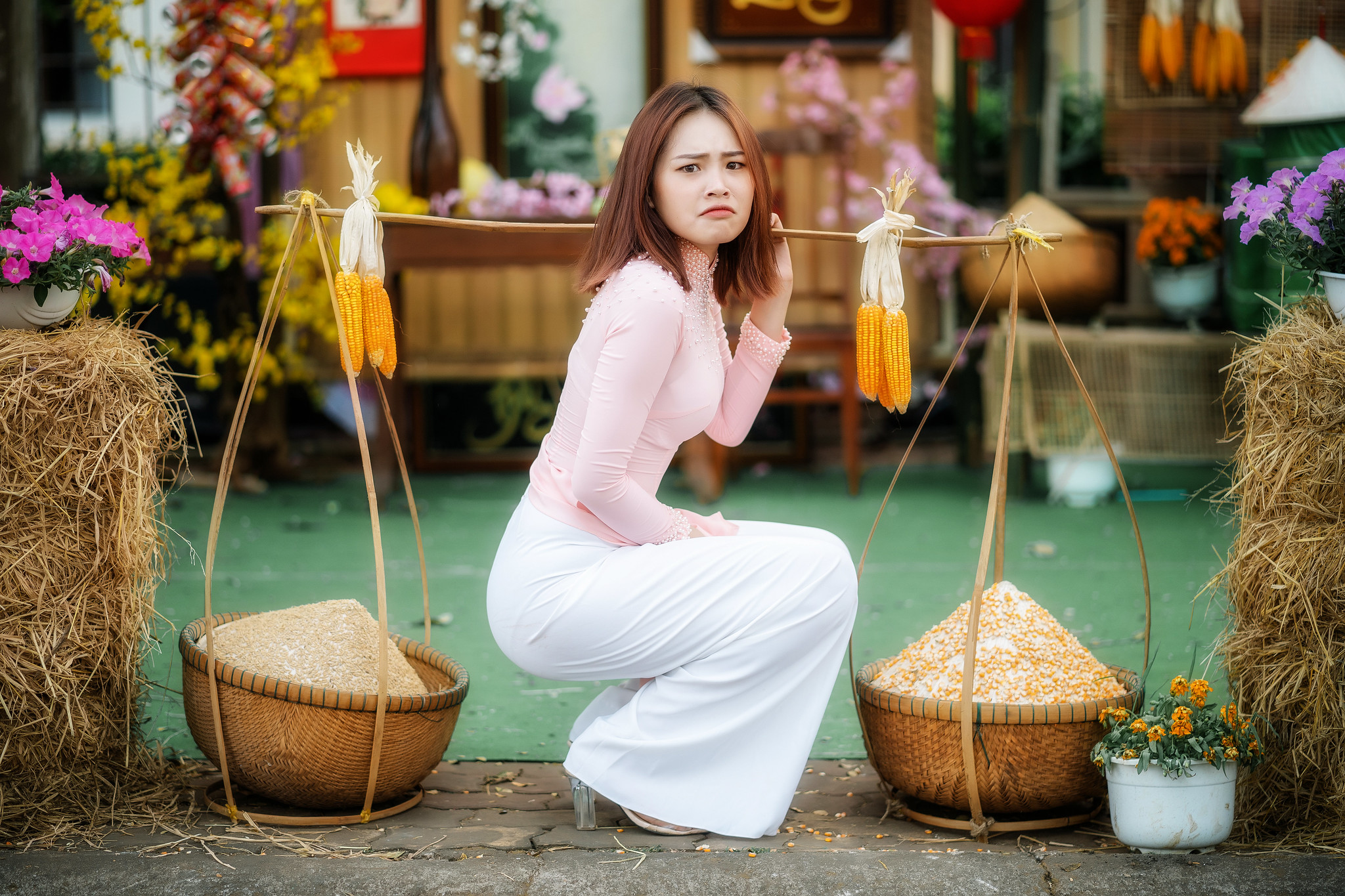 Tà áo dài áo dài trắng nét Việt [VRSJ59]