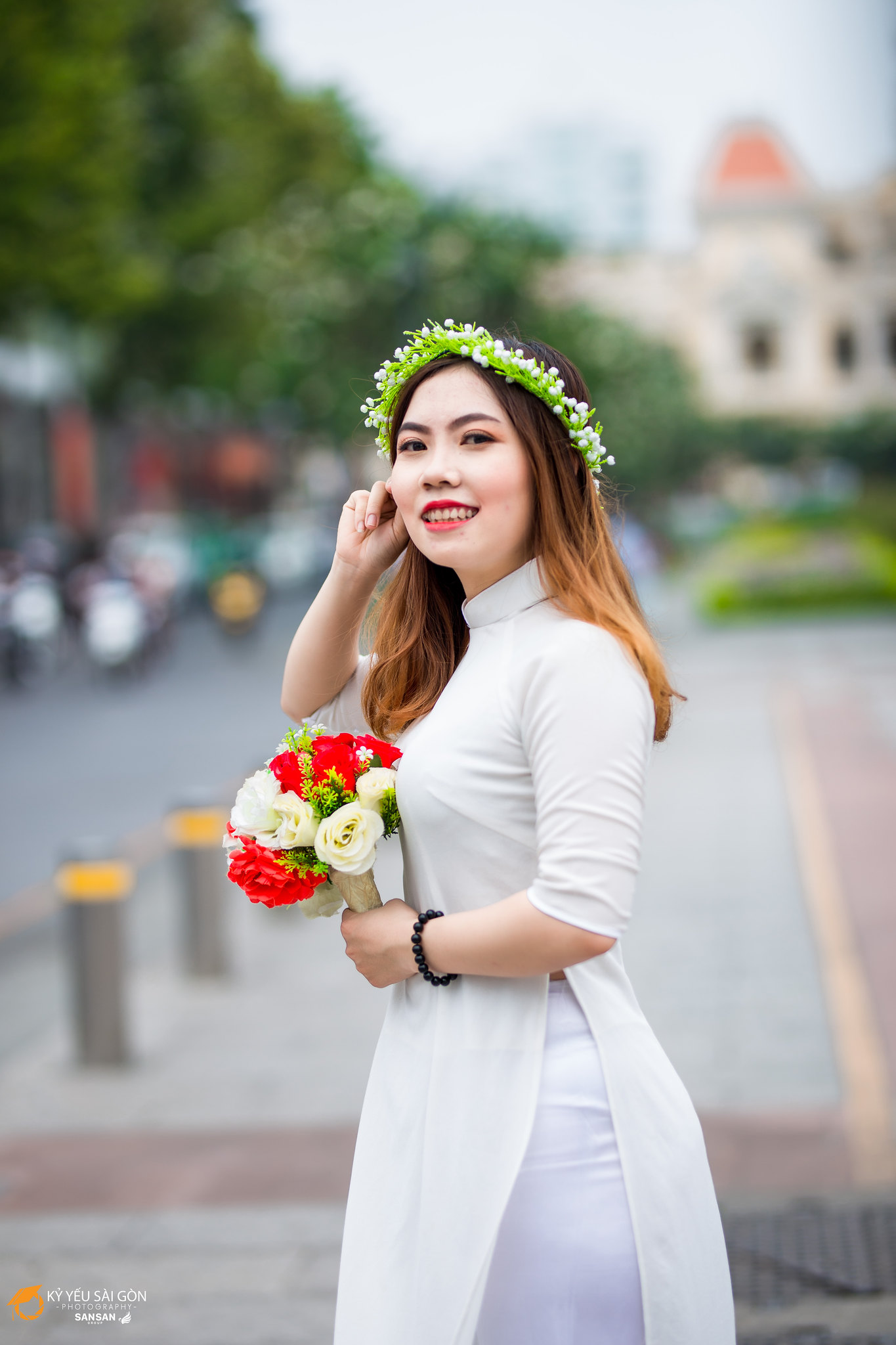 Áo dài trắng trang nhã [RJSHIE]