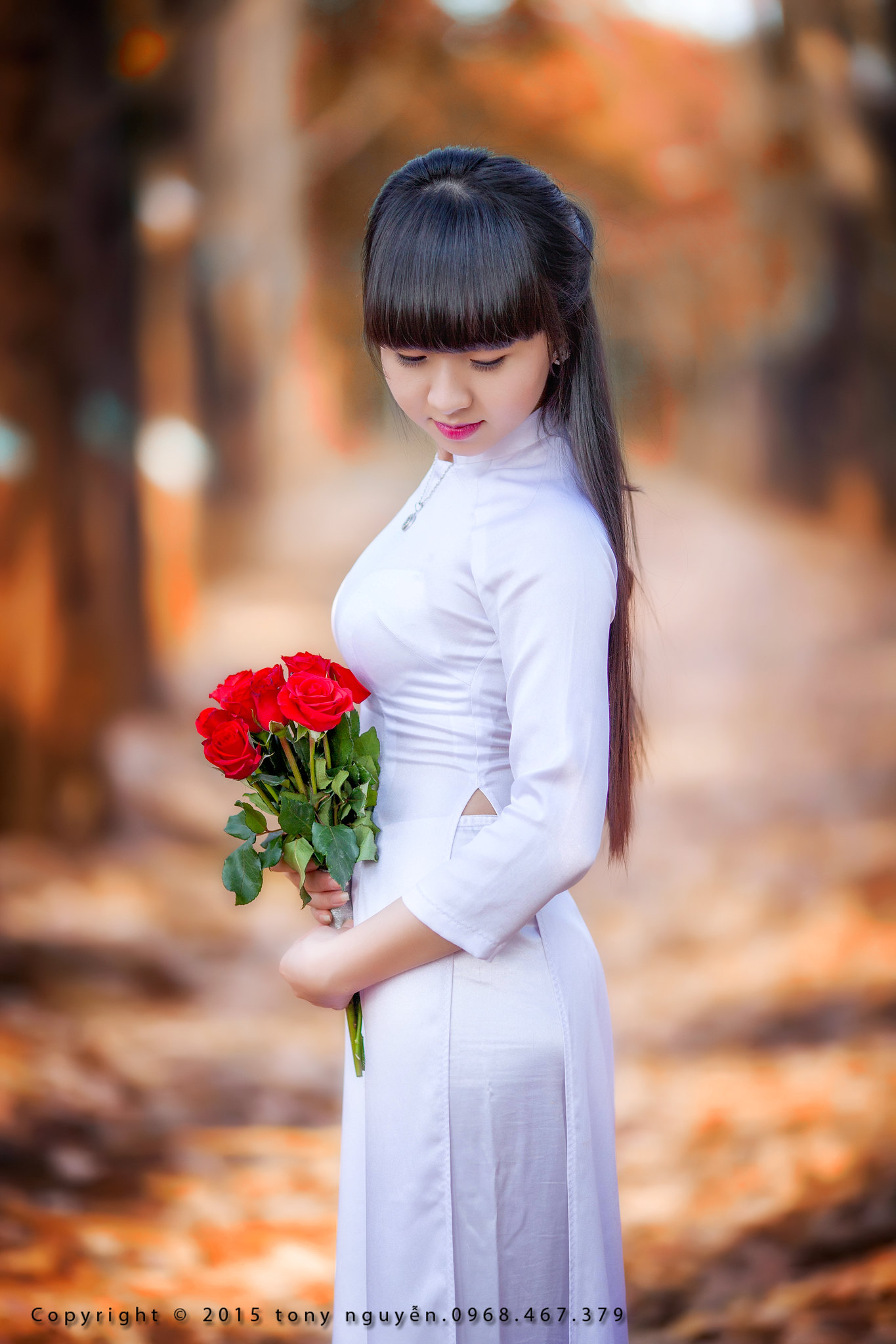 Thướt tha áo dài trắng hoa [IXHDYD]