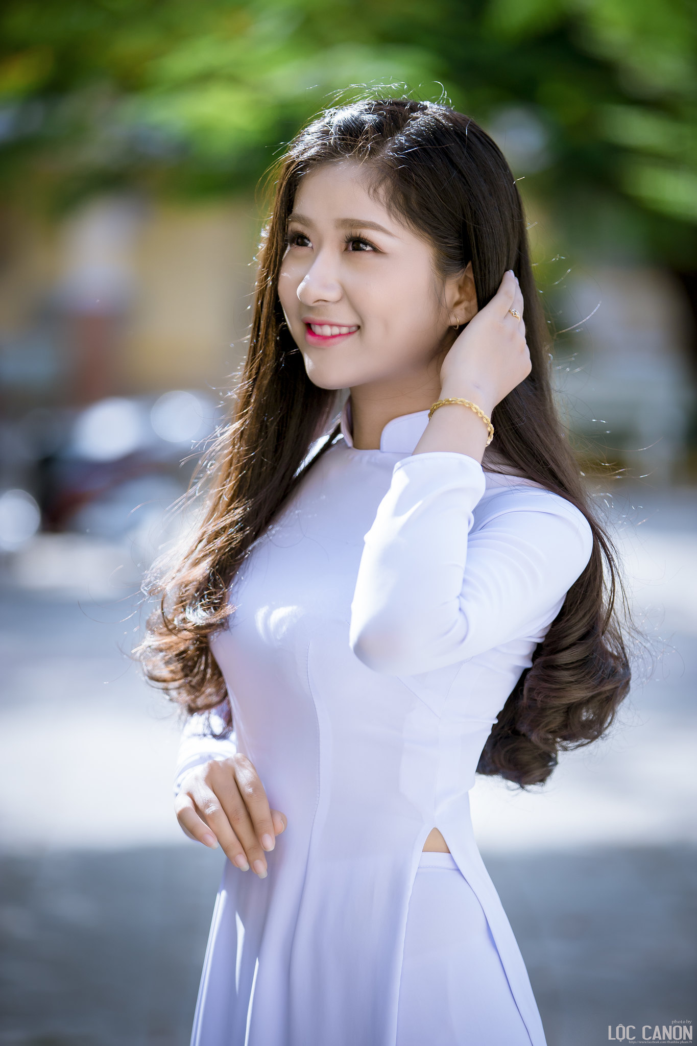 Hình ảnh áo dài trắng tinh khôi nữ sinh [ALHP14]