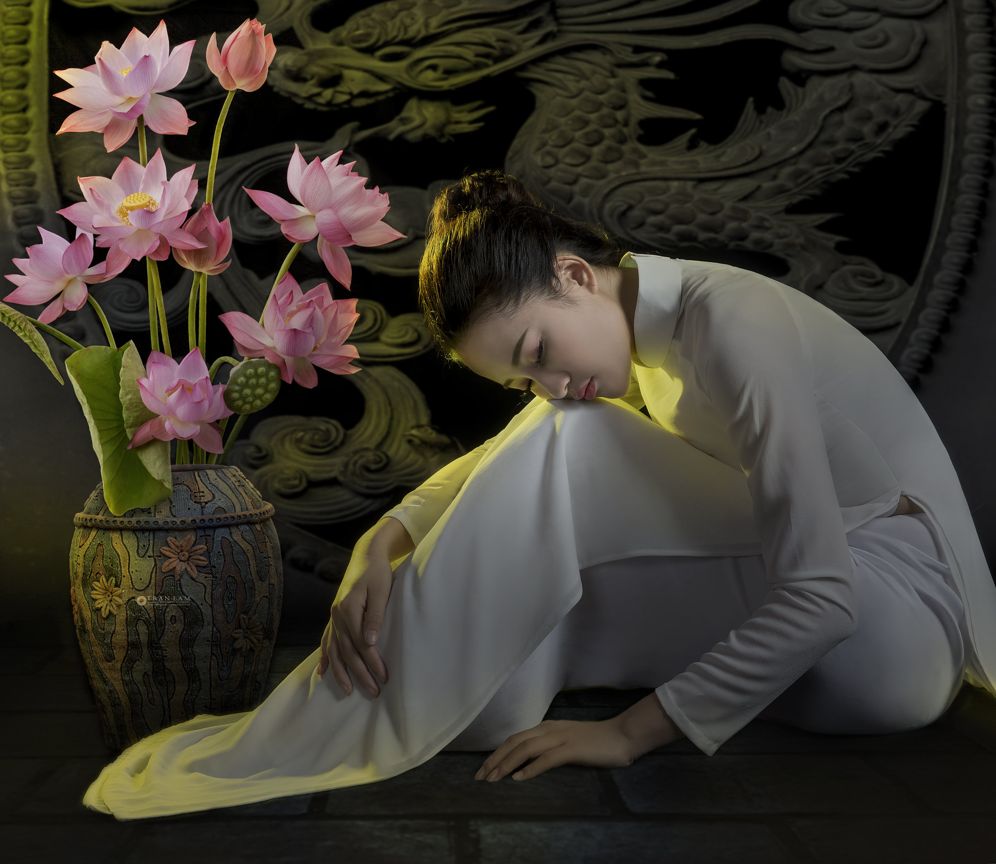 Sang trọng áo dài trắng hoa sen [AMJJPZ]
