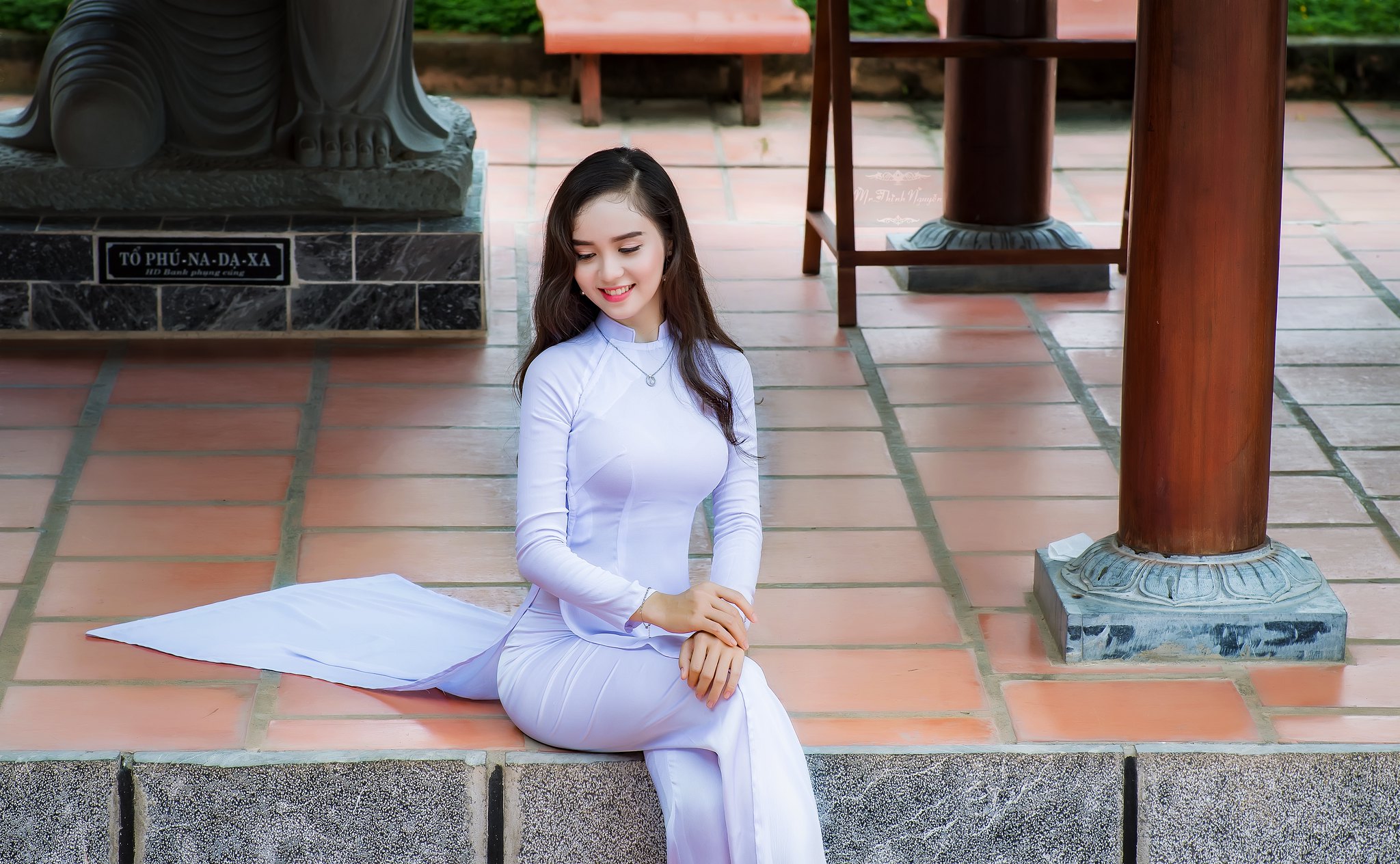Duyên dáng áo dài trắng [JZDTJG]