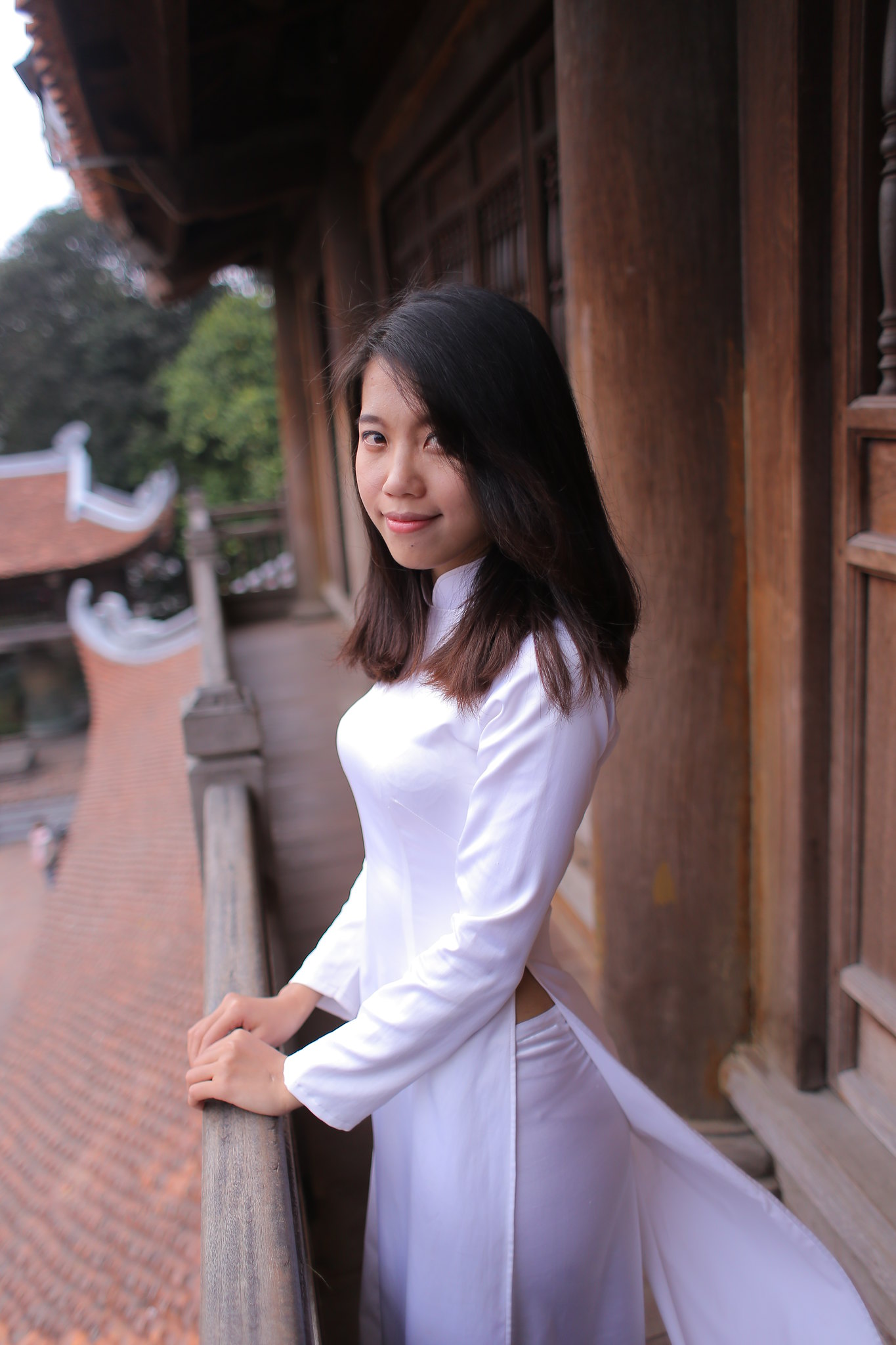 Vẻ đẹp áo dài áo dài trắng cuốn hút lễ chùa [YIIQEK]