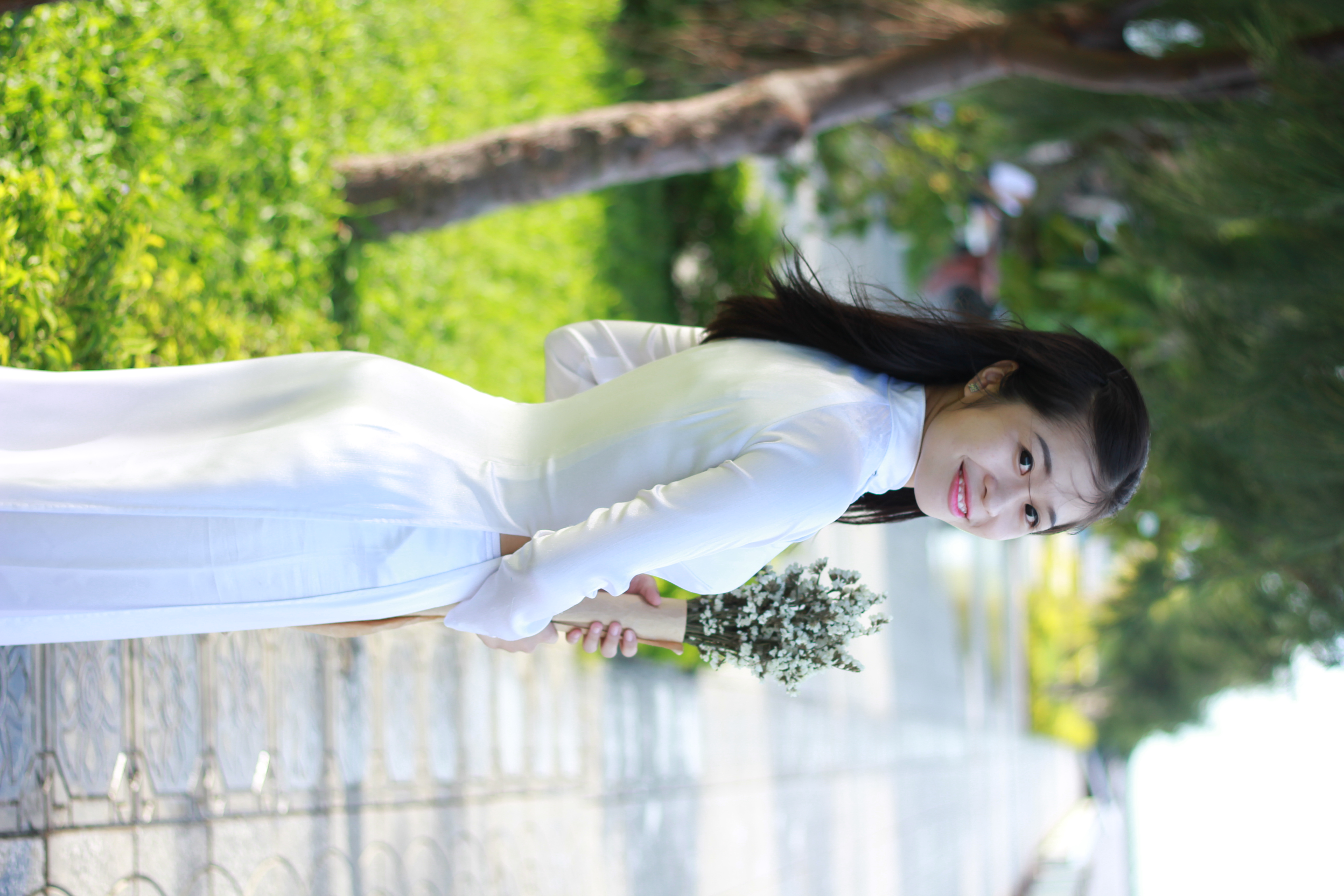 Áo dài trắng yêu kiều áo dài trắng [UCVRWY]