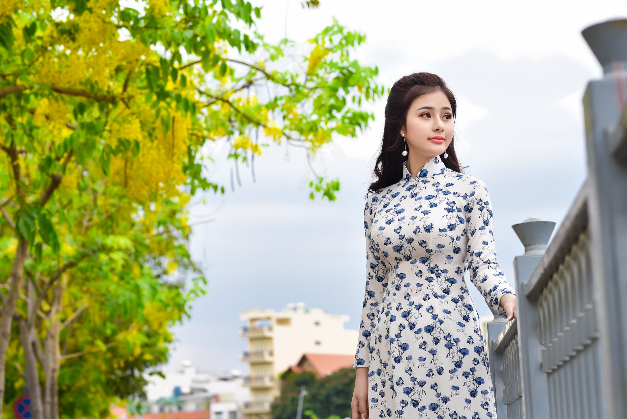 Áo dài họa tiết bộ sưu tập hoa cổ điển [E56EIT]