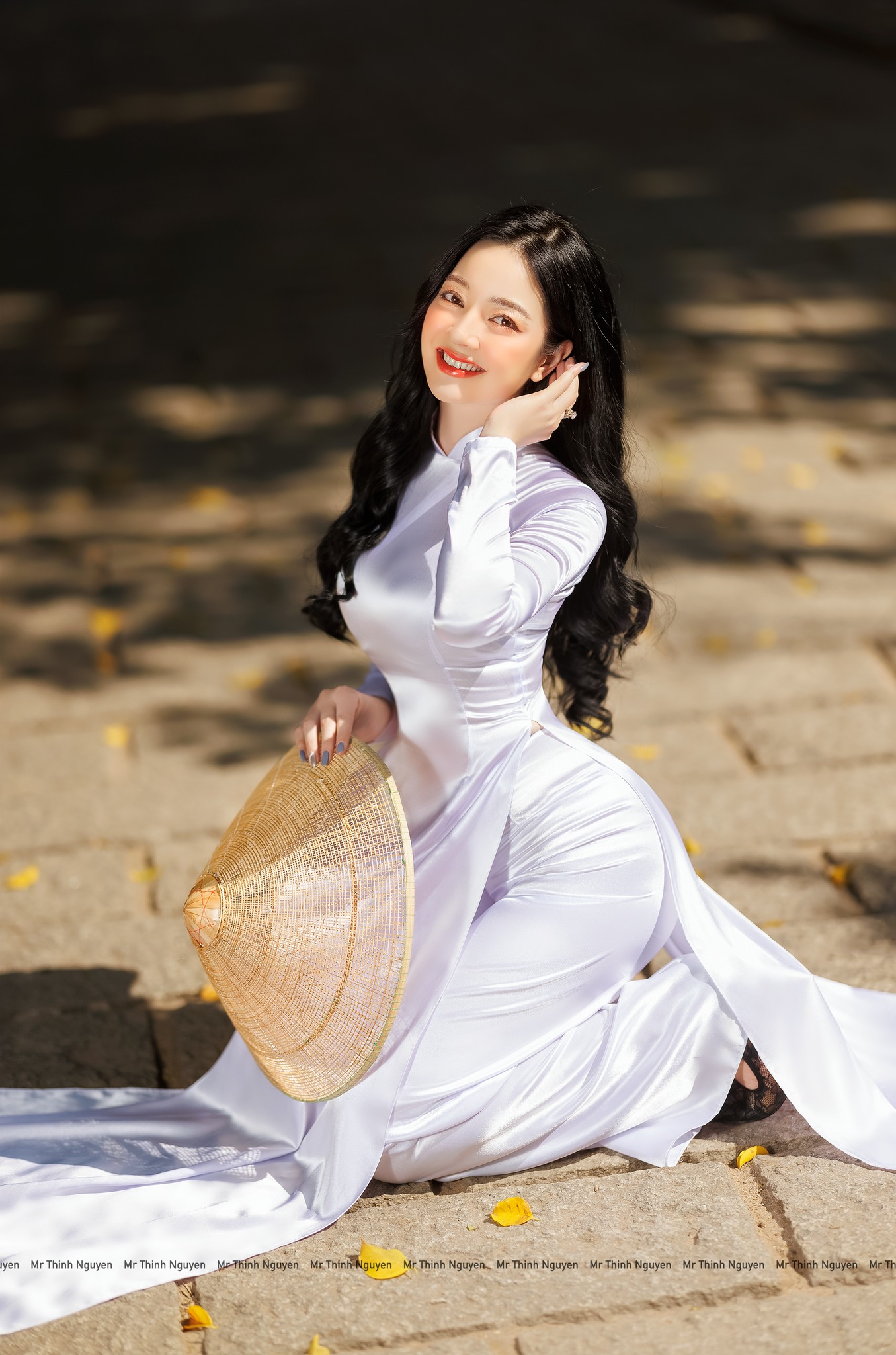 Áo dài trắng nón lá hoài cổ [SBFDR8]