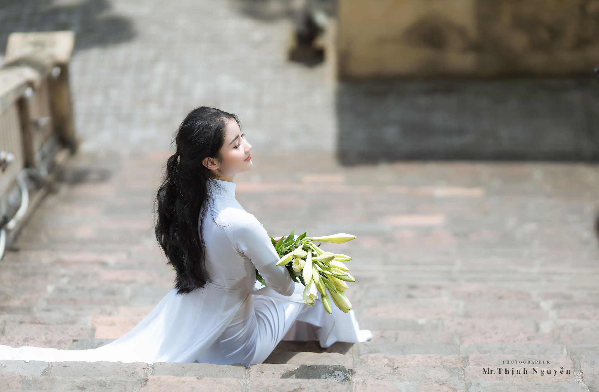 Áo dài trắng thanh nhã hoa [OKVEAR]