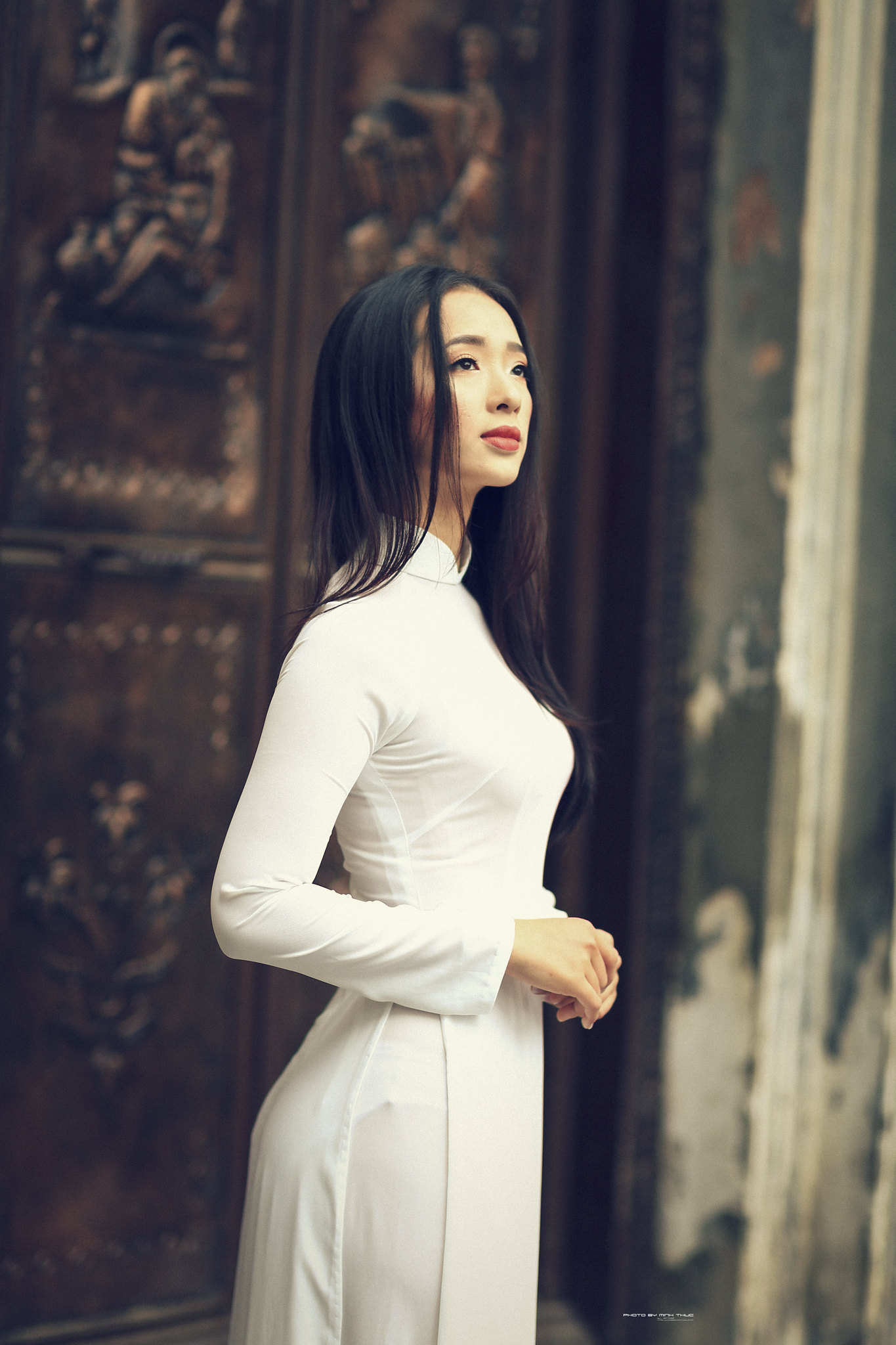 Áo dài trắng ấn tượng tinh khôi [DRVS1E]
