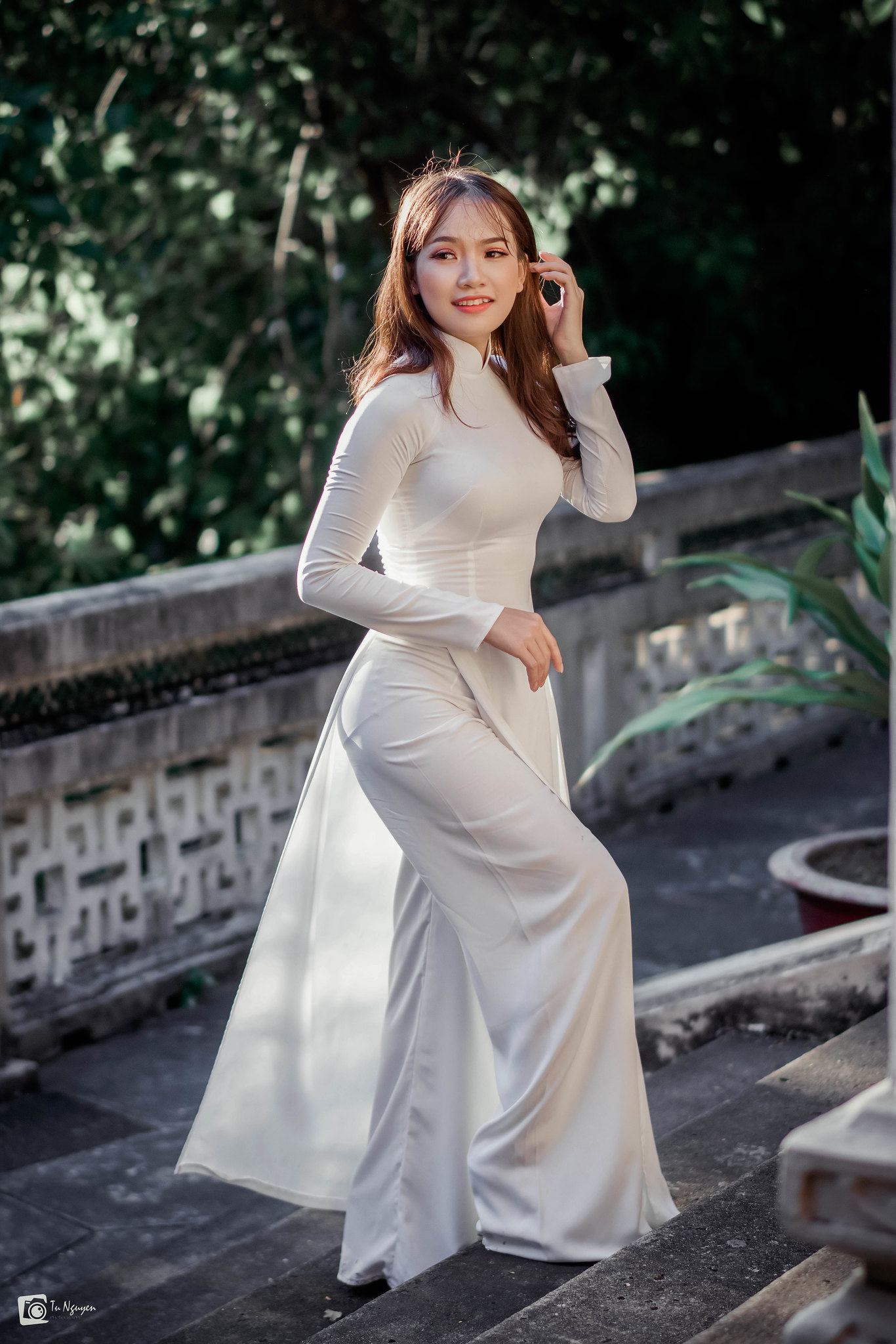 Hình nền áo dài trắng quý phái [ZW7SOP]