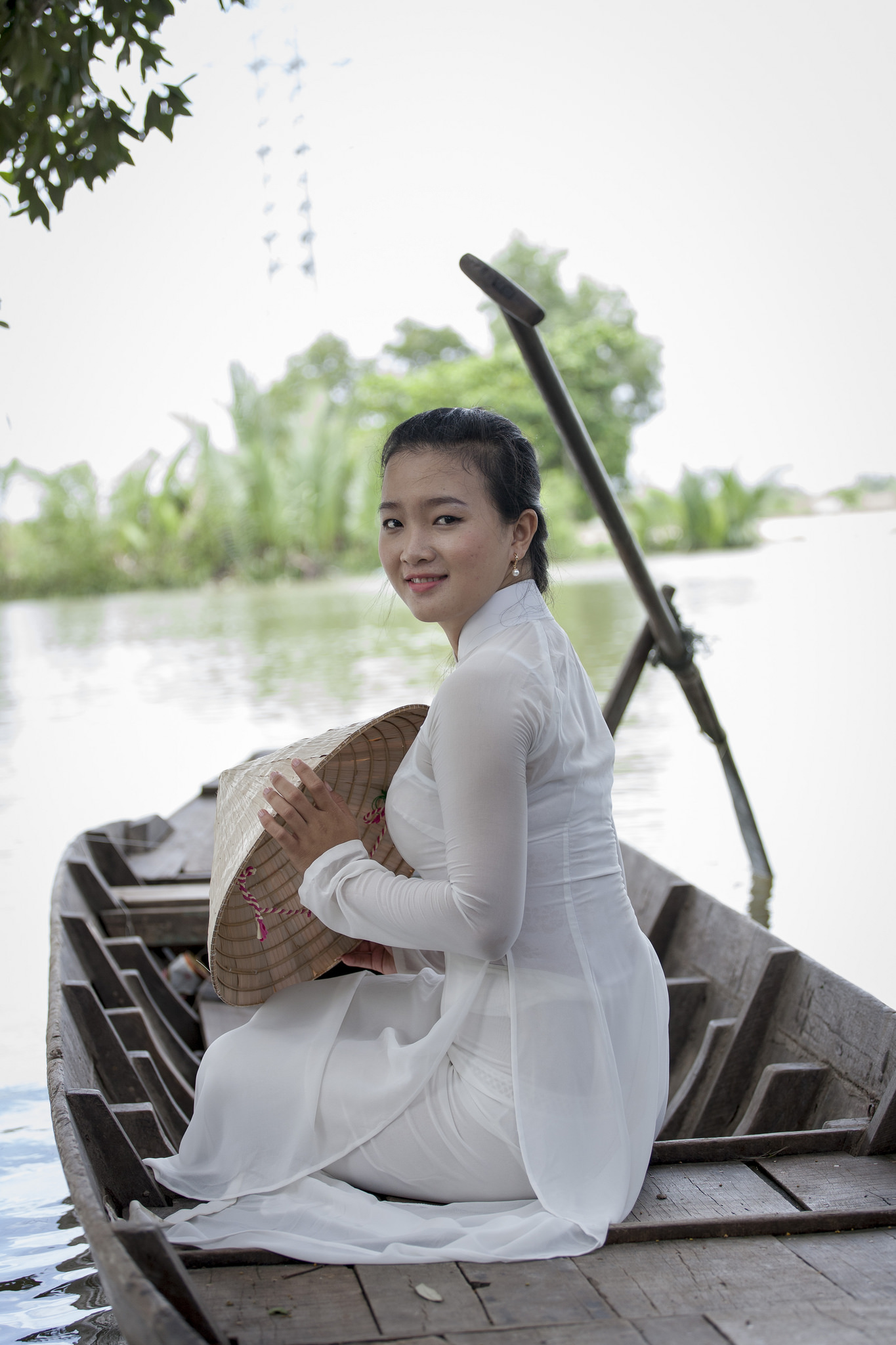Vẻ đẹp áo dài trắng nữ tính áo dài trắng [HUZISF]