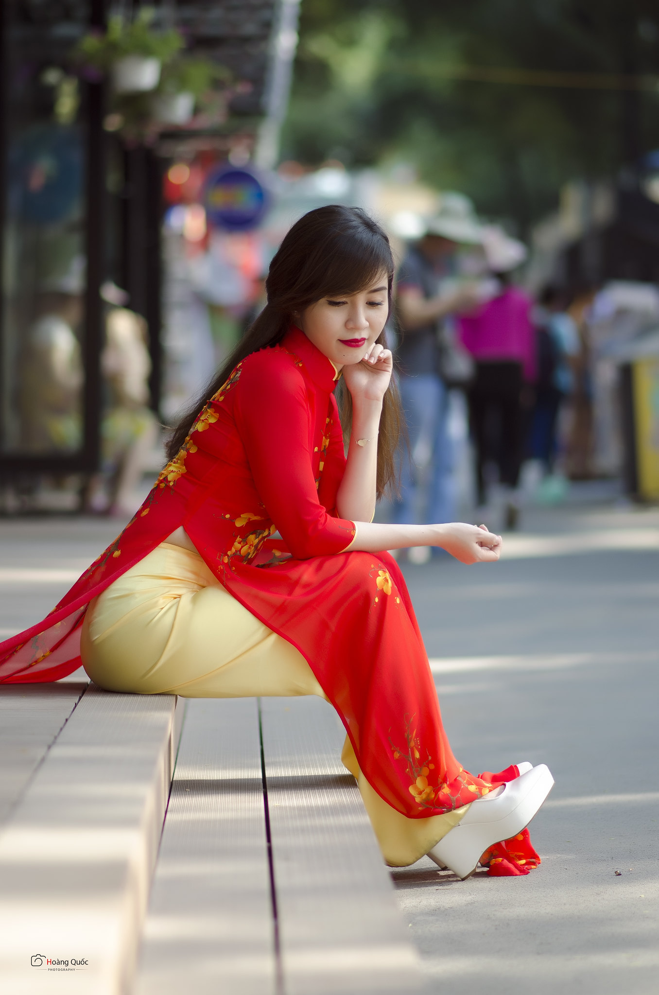 Áo dài đỏ đằm thắm áo dài đỏ [TF1V3U]