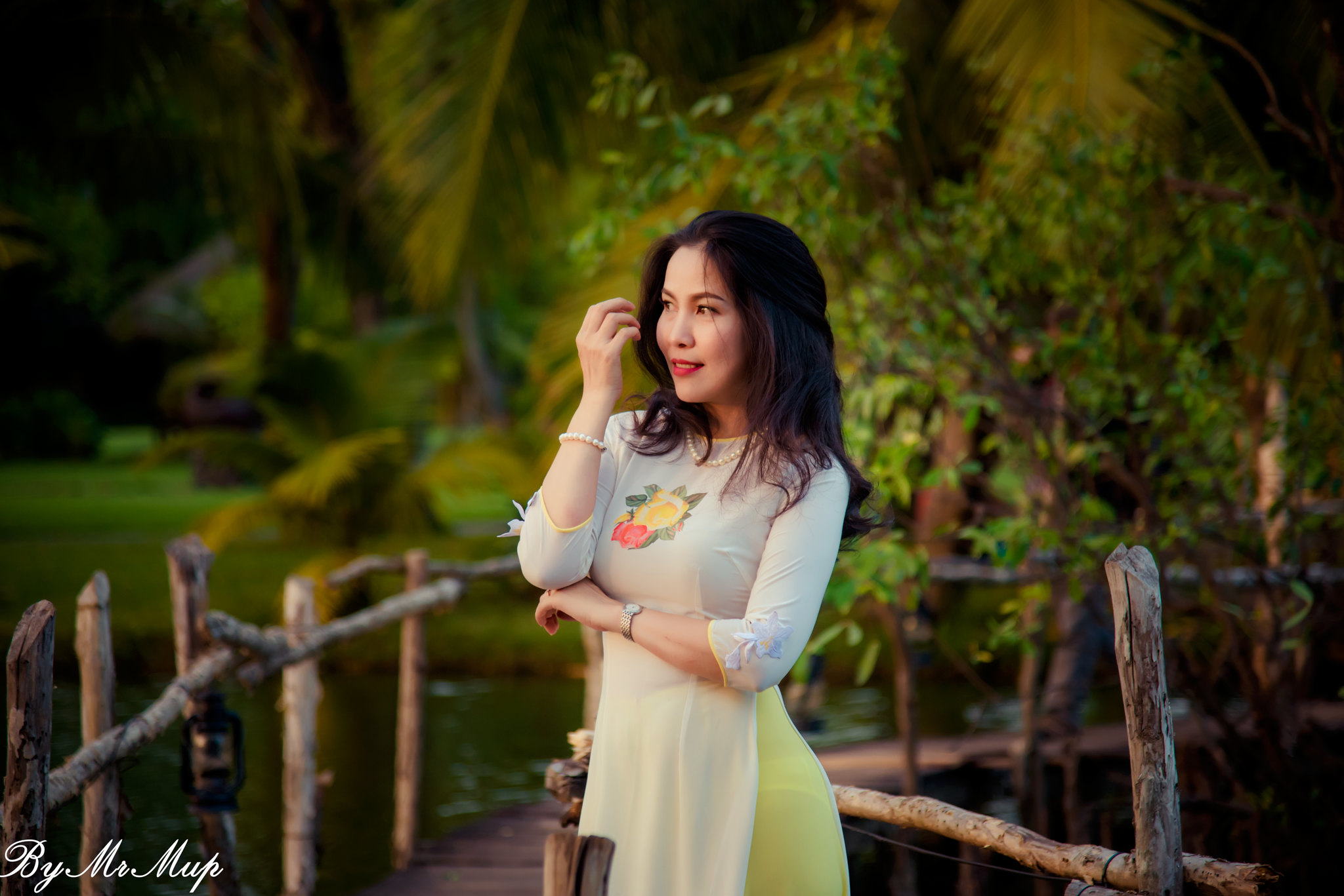 Áo dài trắng dịu dàng áo dài trắng [MLP6C5]
