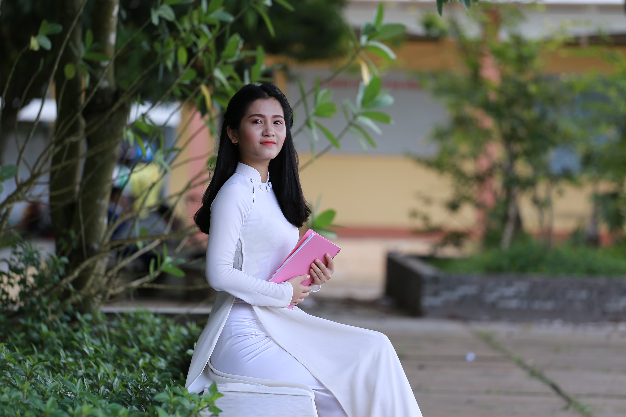 Cuốn hút áo dài trắng nữ sinh [LLEJIR]