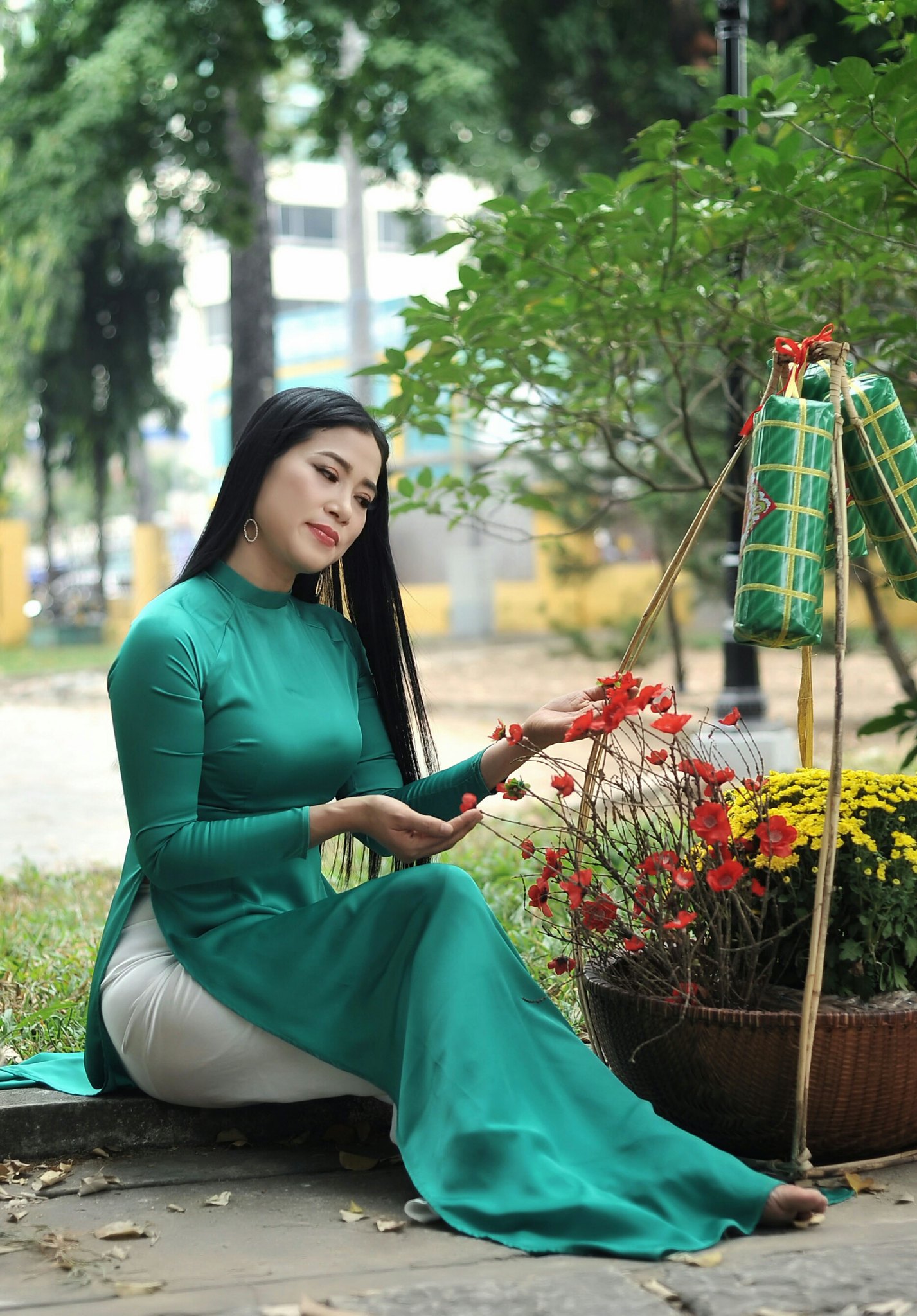 Áo dài xanh người đẹp nét Việt [MCEDML]
