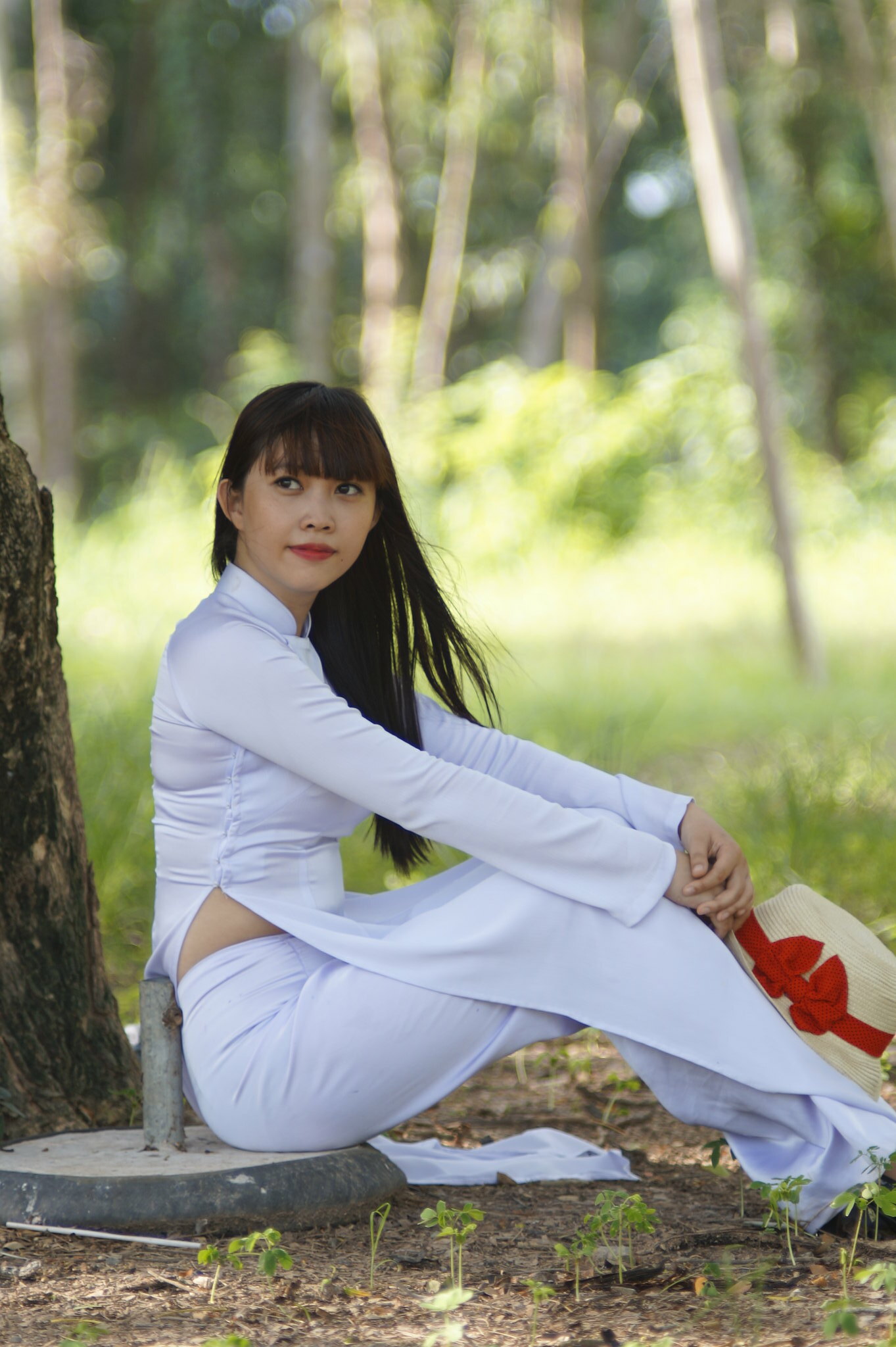 Quý phái áo dài trắng nữ sinh [NTHR1M]