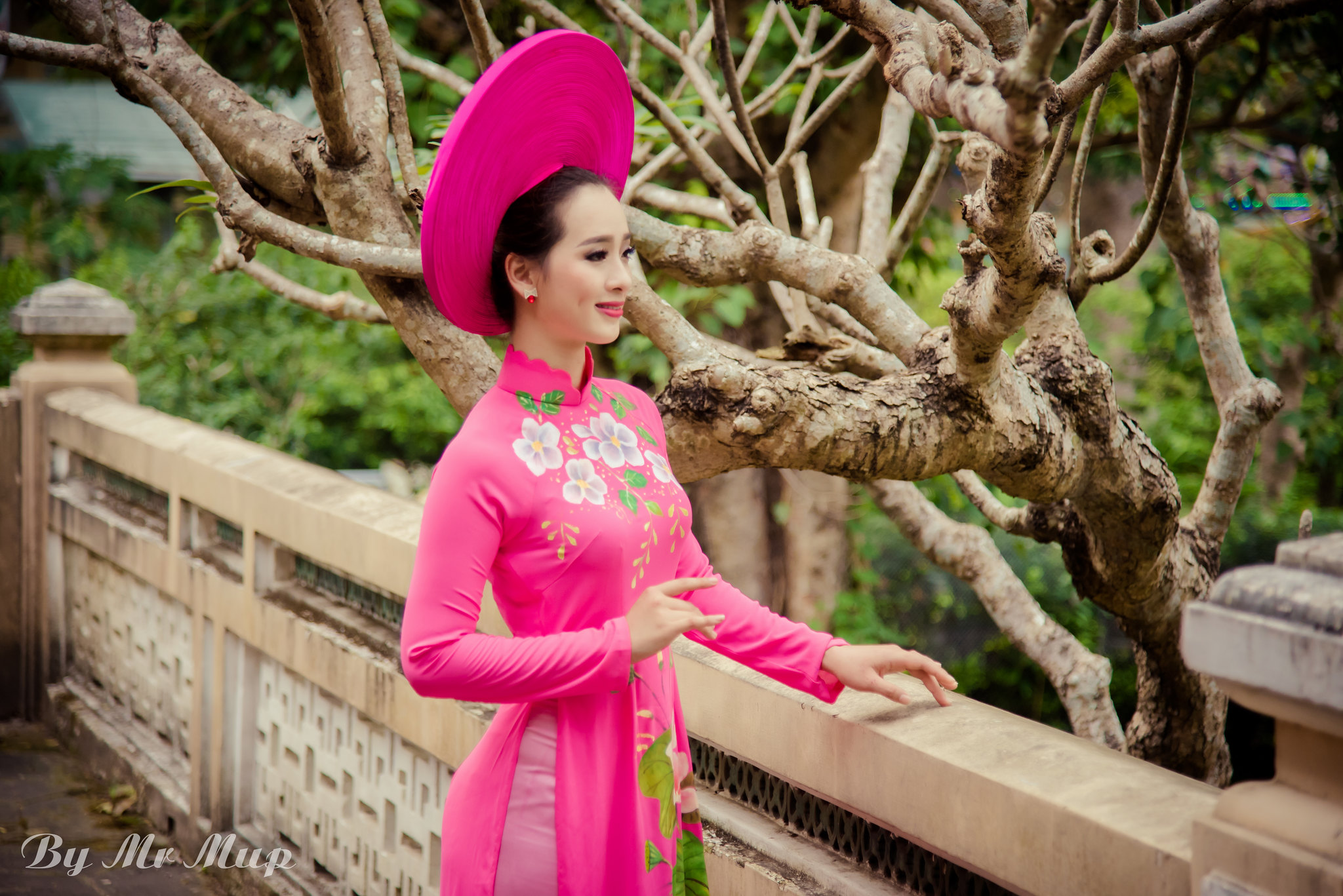 Áo dài khăn đóng sang trọng [TUYQMF]