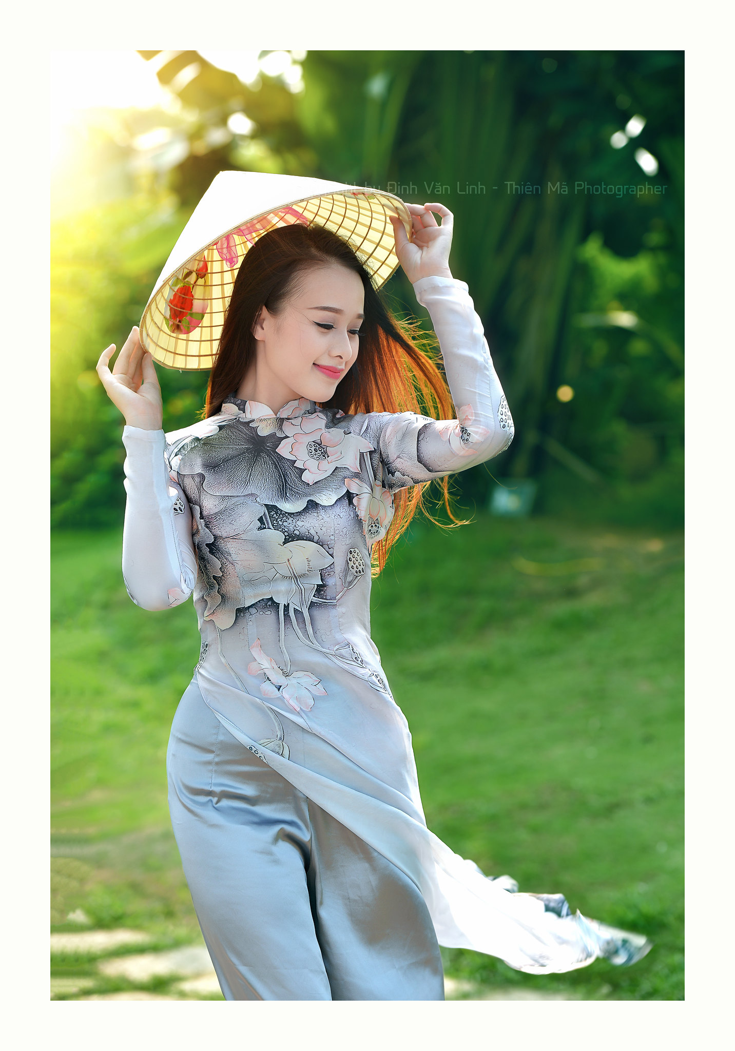 Album áo dài họa tiết thanh tao nón lá [XUB0VR]