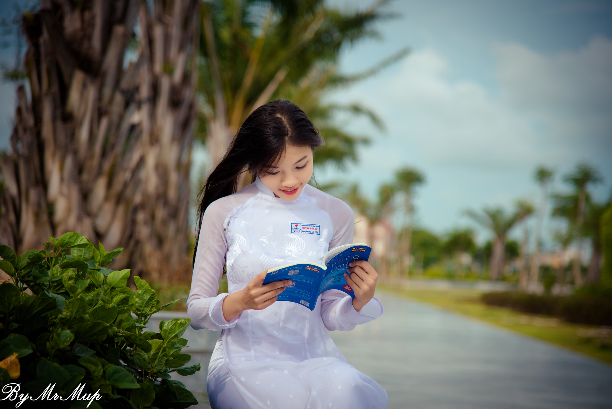 Áo dài trắng nữ sinh tinh khôi [KDBGZ0]